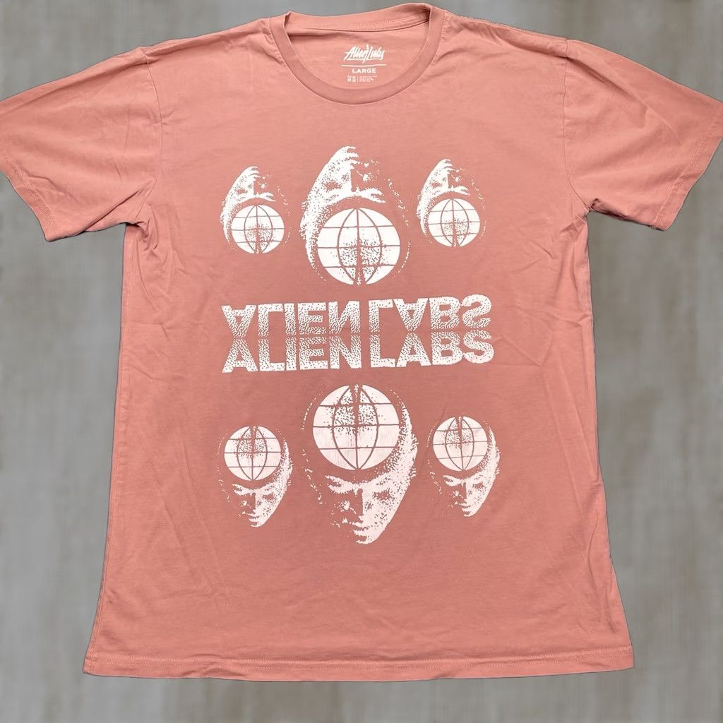 Globe NASA Alienlabs Shirt Men’s Large GLOBE SKULLS STREETWEAR GRAPHIC Pink Big Print Size US L / EU 52-54 / 3 - 1 Thumbnail