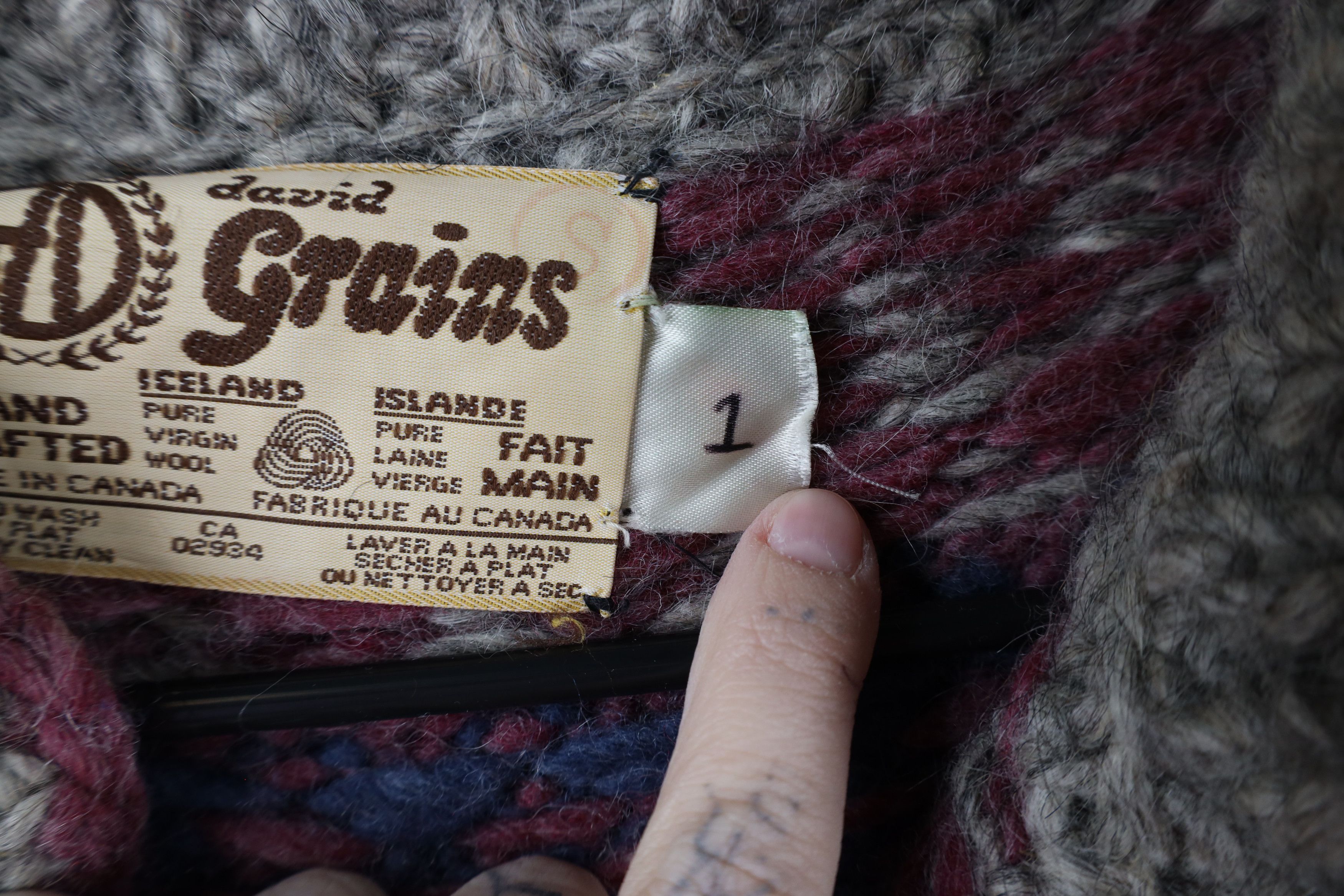 Vintage Vintage 60s 70s Cowichan Wool Fair Isle Cardigan Sweater Size US M / EU 48-50 / 2 - 7 Thumbnail