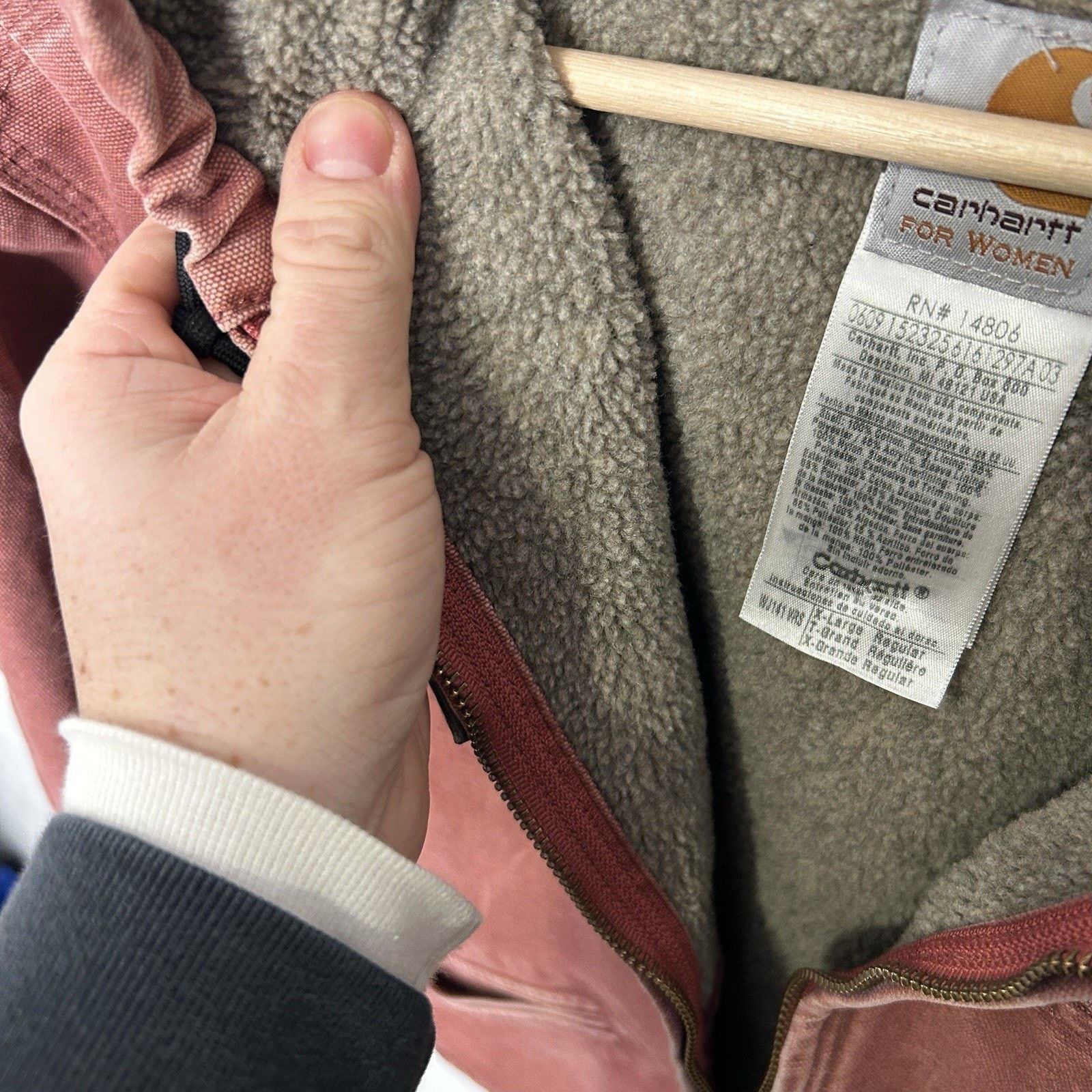 Carhartt Carhartt Sherpa-Lined Hooded Detroit Jacket "Vintage Rose" Size XL / US 12-14 / IT 48-50 - 12 Thumbnail
