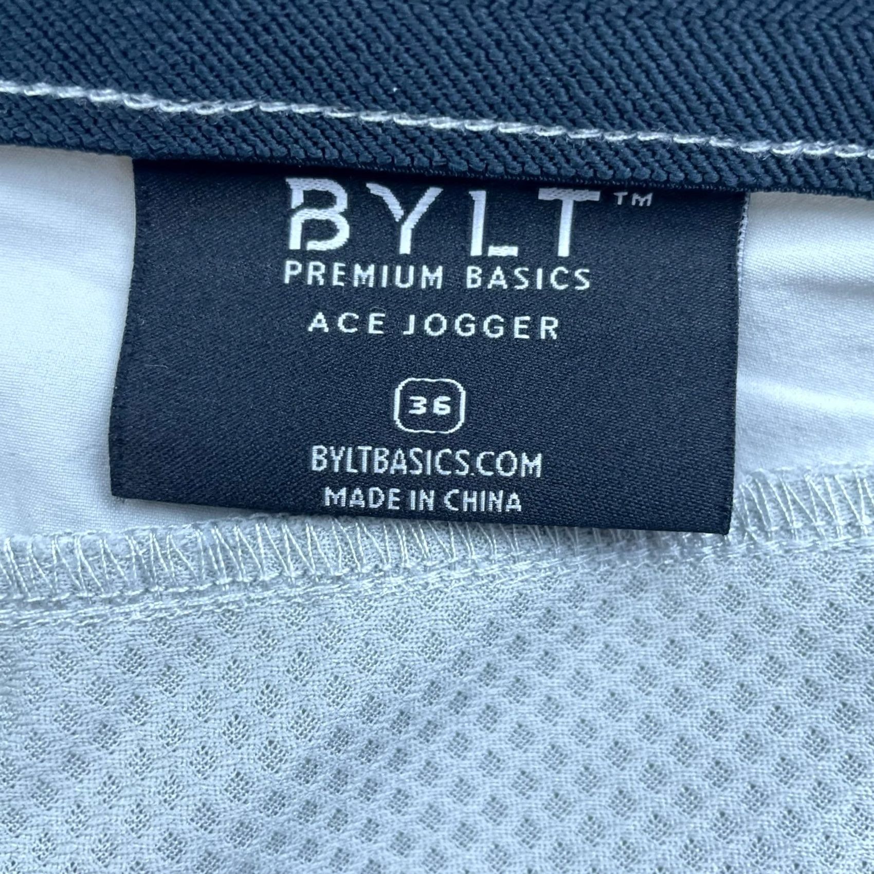 Vintage BYLT Men’s Performance Ace Jogger Pants Gray 5-Pocket Design Nylon Spandex 36 Inseam 30 Tapered Zip Pocket Size 36 Adult Mens Size US 36 / EU 52 - 5 Thumbnail