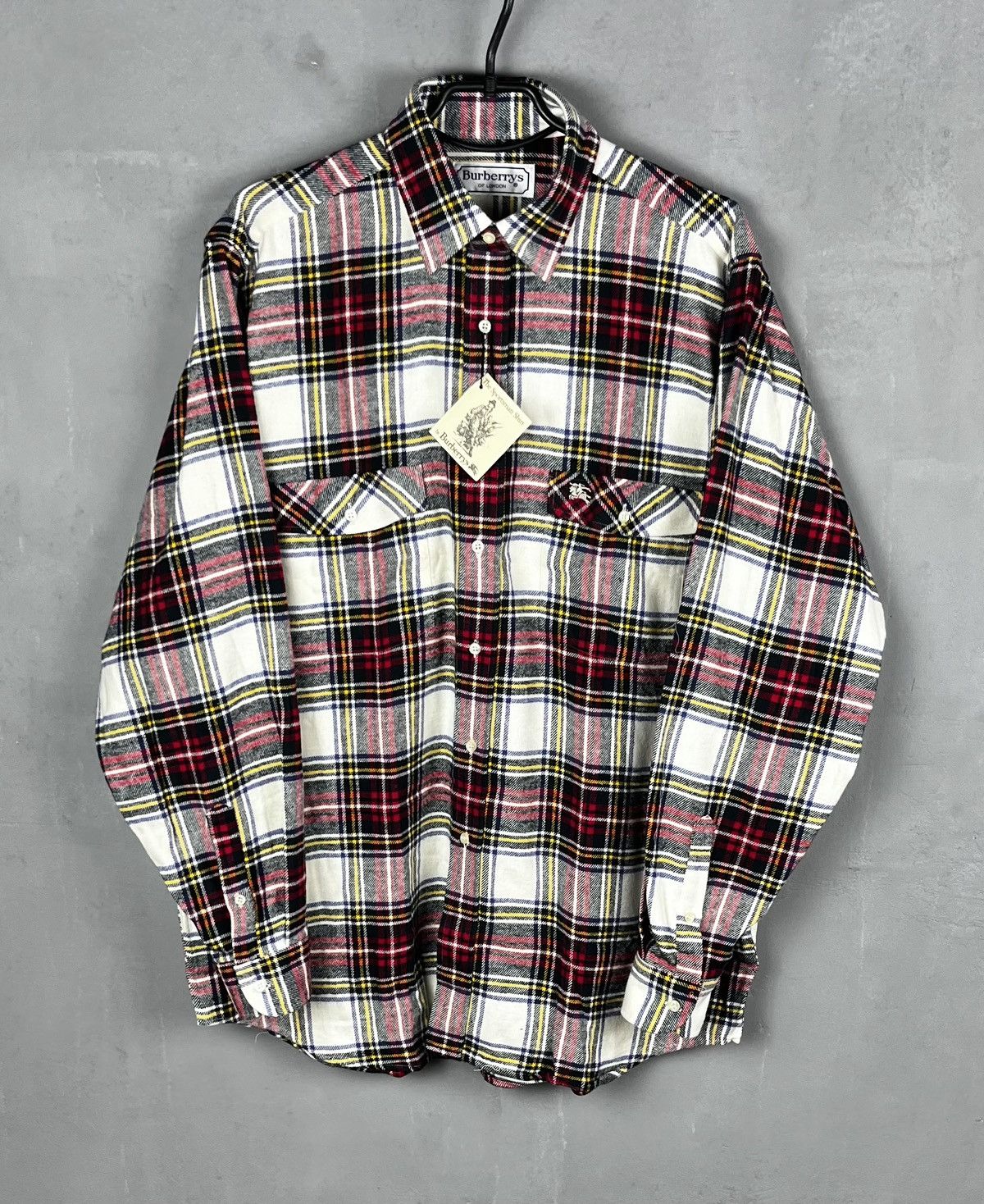 Burberry Burberrys mens button shirt size L vintage Size US L / EU 52-54 / 3 - 2 Thumbnail