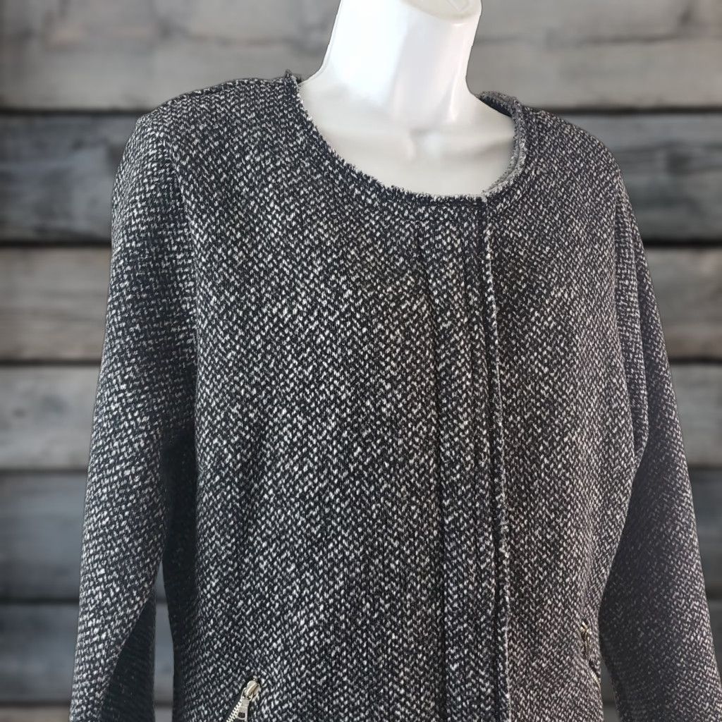 Gap VINTAGE Gap Womens Jacket Sz L Gray Black Zip Pockets Long Sleeve Polyester Size L / US 10 / IT 46 - 1 Thumbnail