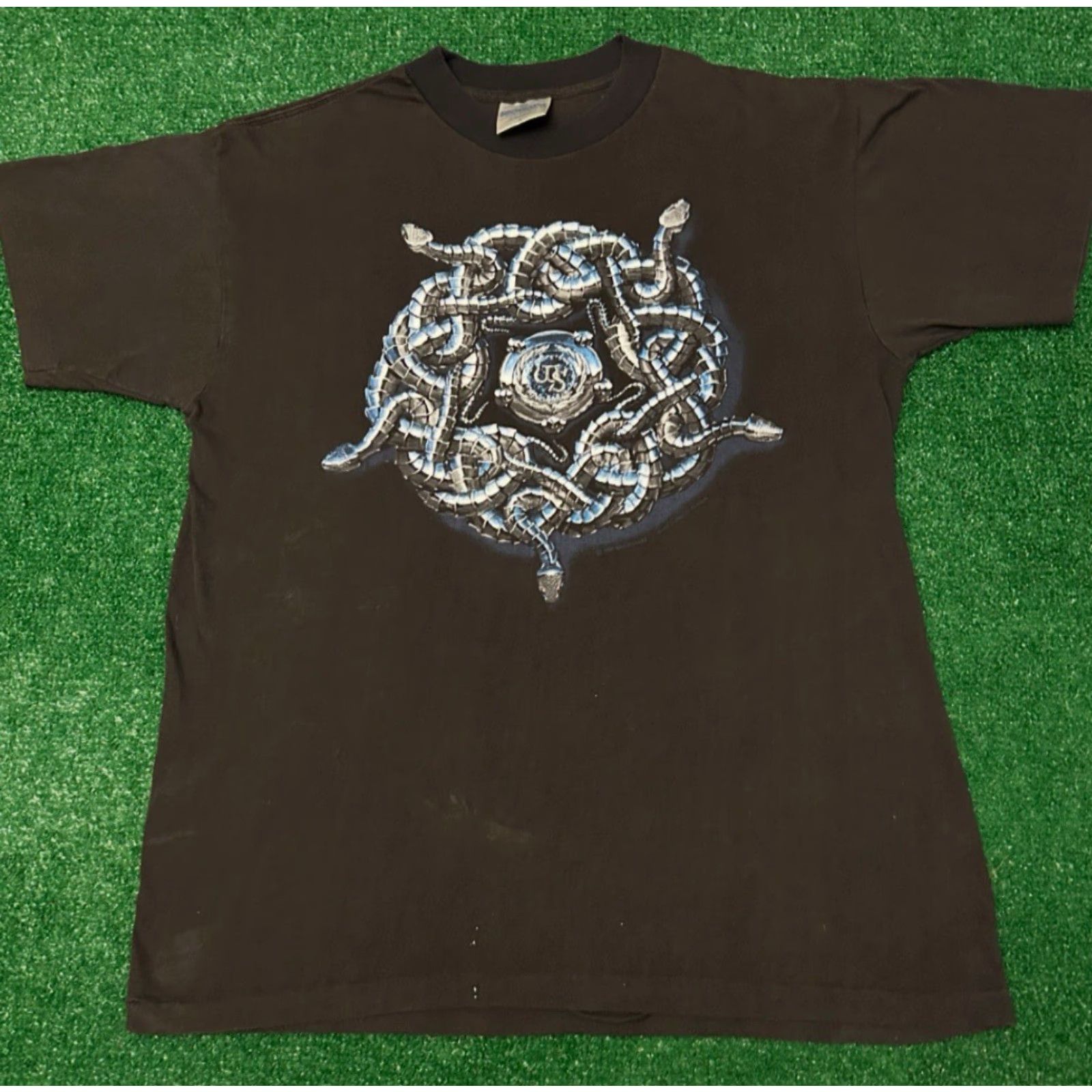 Vintage VINTAGE Brockum Whitesnake Band Tee T Shirt 1990s 90s Chrome Snake Tour Mens L Black Shirt Rock Music Mens Size L Size US L / EU 52-54 / 3 - 5 Thumbnail