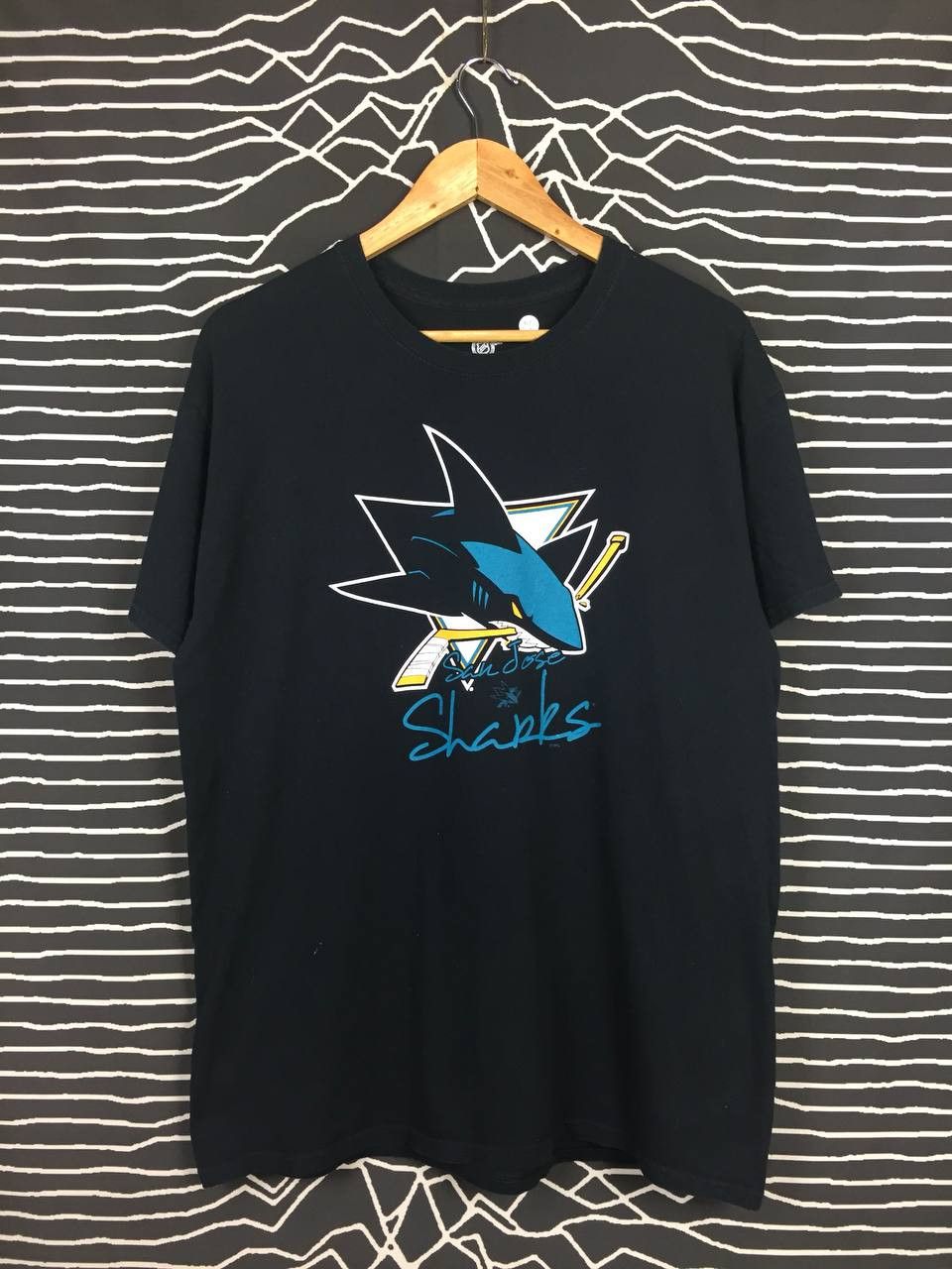 NHL × Sports Specialties × Vintage Official Licensed NHL San Jose Sharks American Sport Tee Size US L / EU 52-54 / 3 - 2 Thumbnail