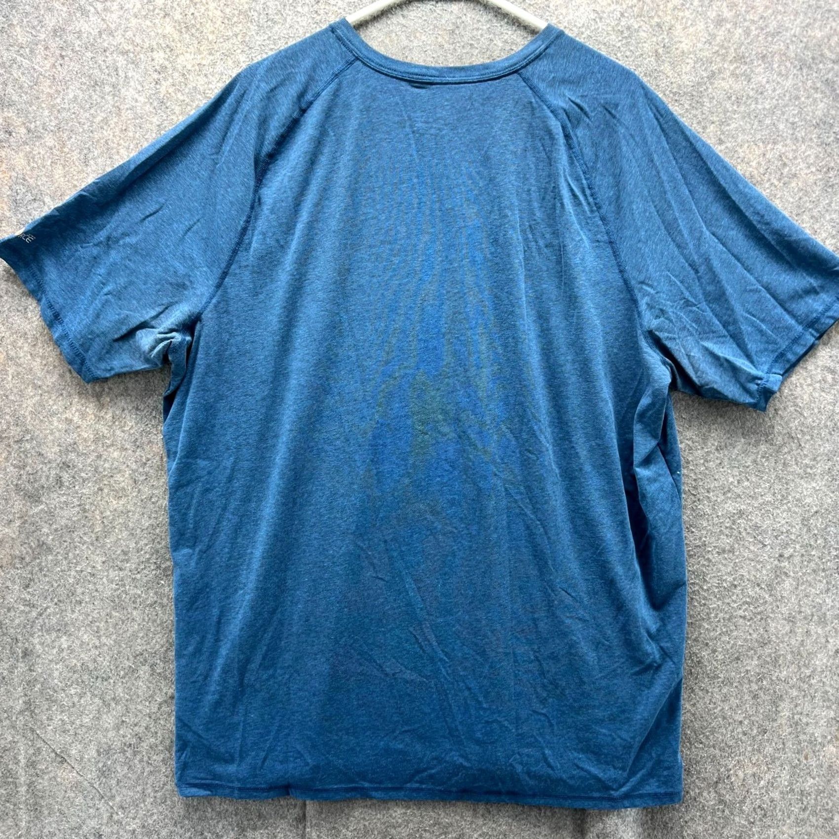 Carhartt VINTAGE Carhartt Shirt Mens 2XL Blue Crewneck Relaxed Midweight Cotton Pocket Tee Size US XXL / EU 58 / 5 - 2 Thumbnail
