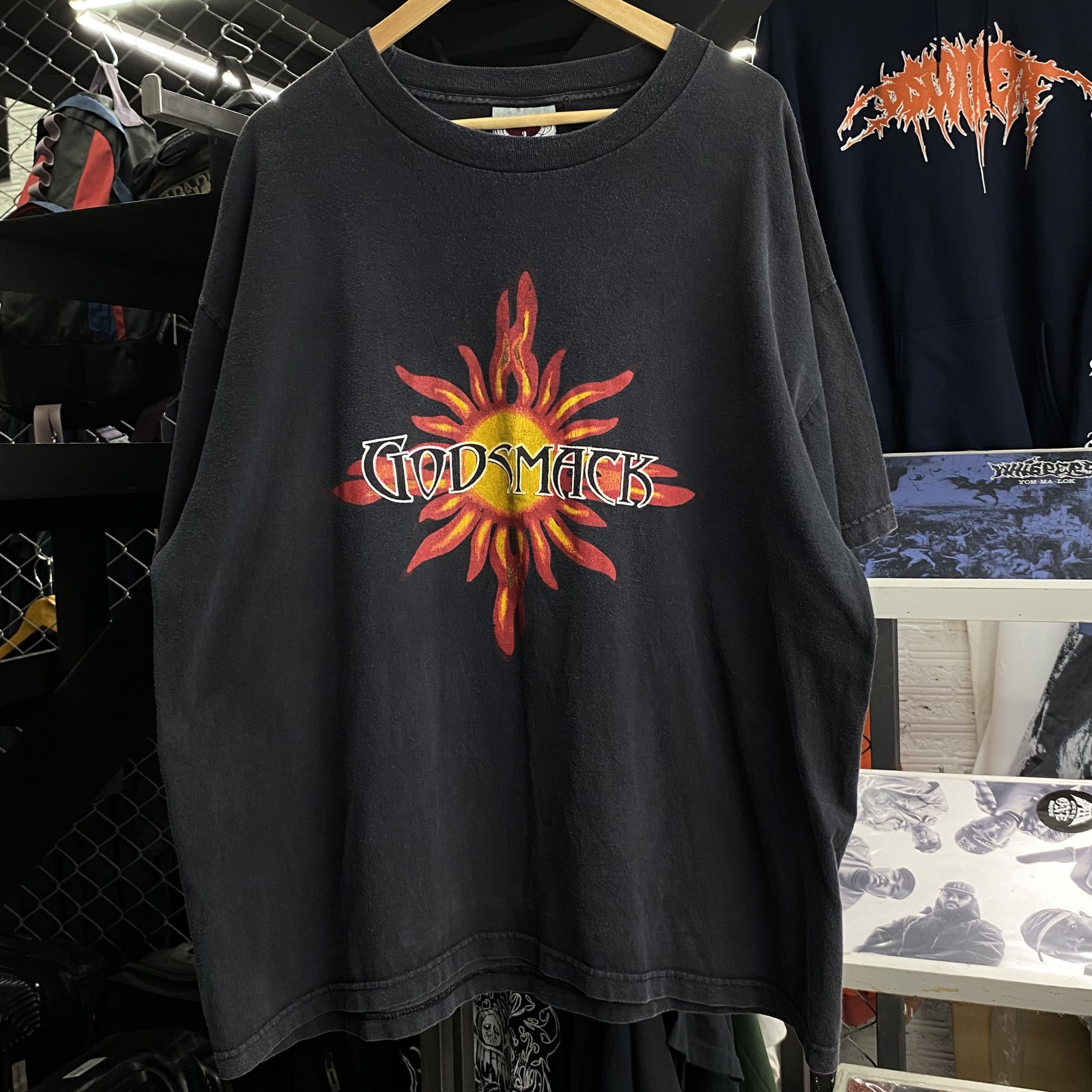 Band Tees GODSMACK Vintage 2000s Shirt Size US XXL / EU 58 / 5 - 1 Thumbnail