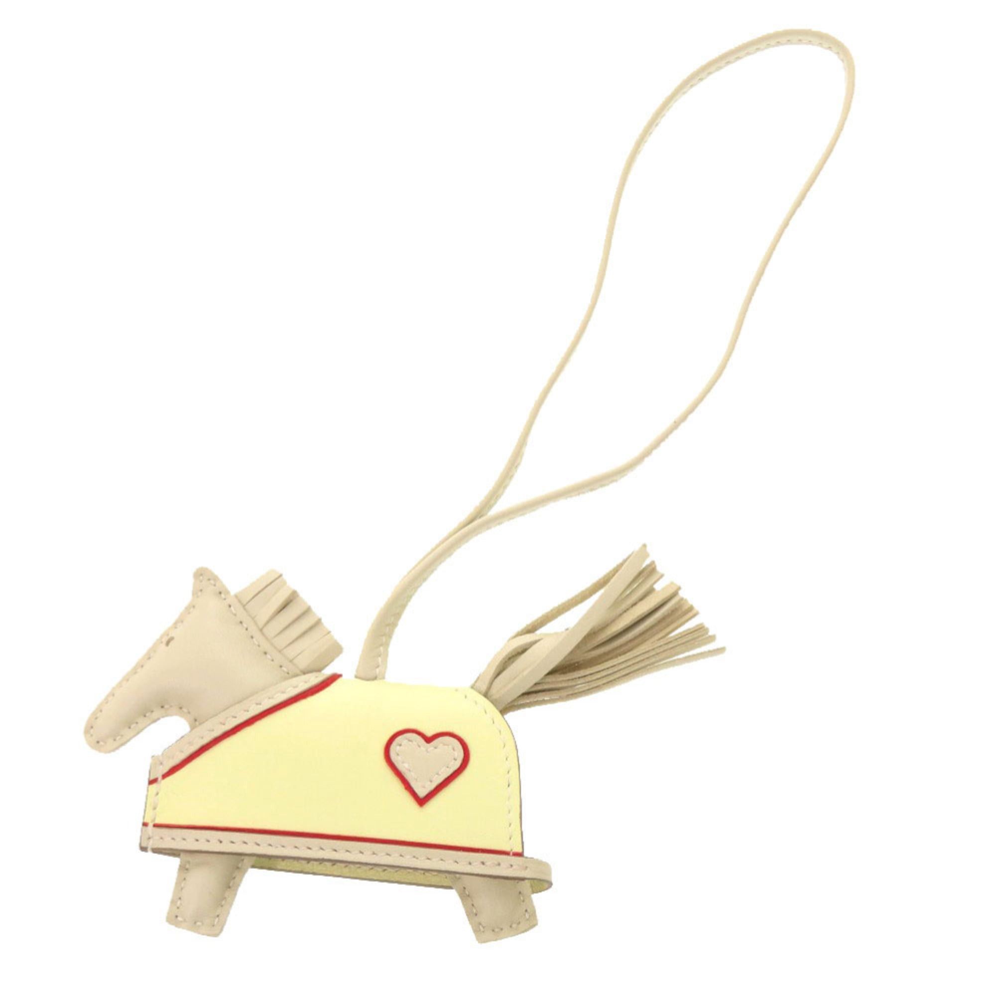 Hermes Like New Hermes Rodeo Robeo Coeur PM Heart Clé Jaune Milton Rouge Ladue Agneau Milo K Stamp (2025) Accessory Bag Charm 1483 HERMES Size ONE SIZE - 1 Thumbnail