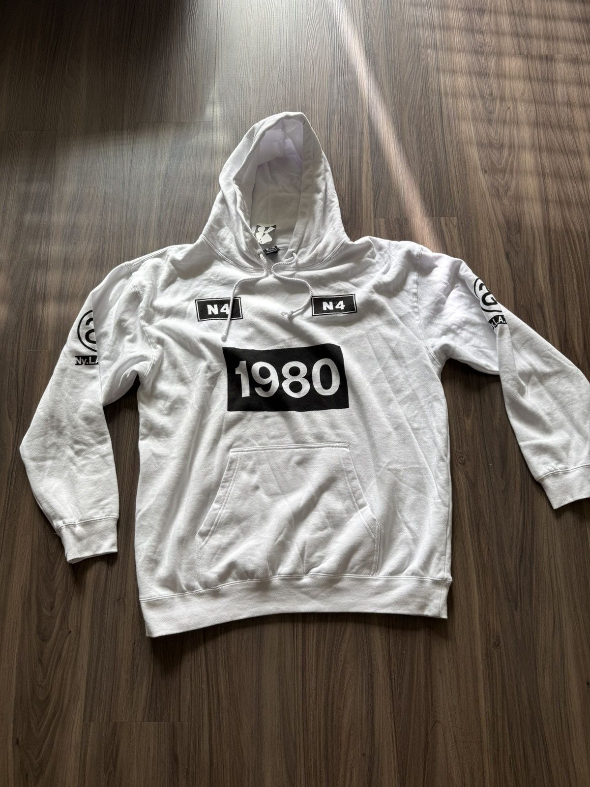 Stussy Stüssy 1980 Hoodie White Size XL – N4 Graphic Size US XL / EU 56 / 4 - 1 Thumbnail