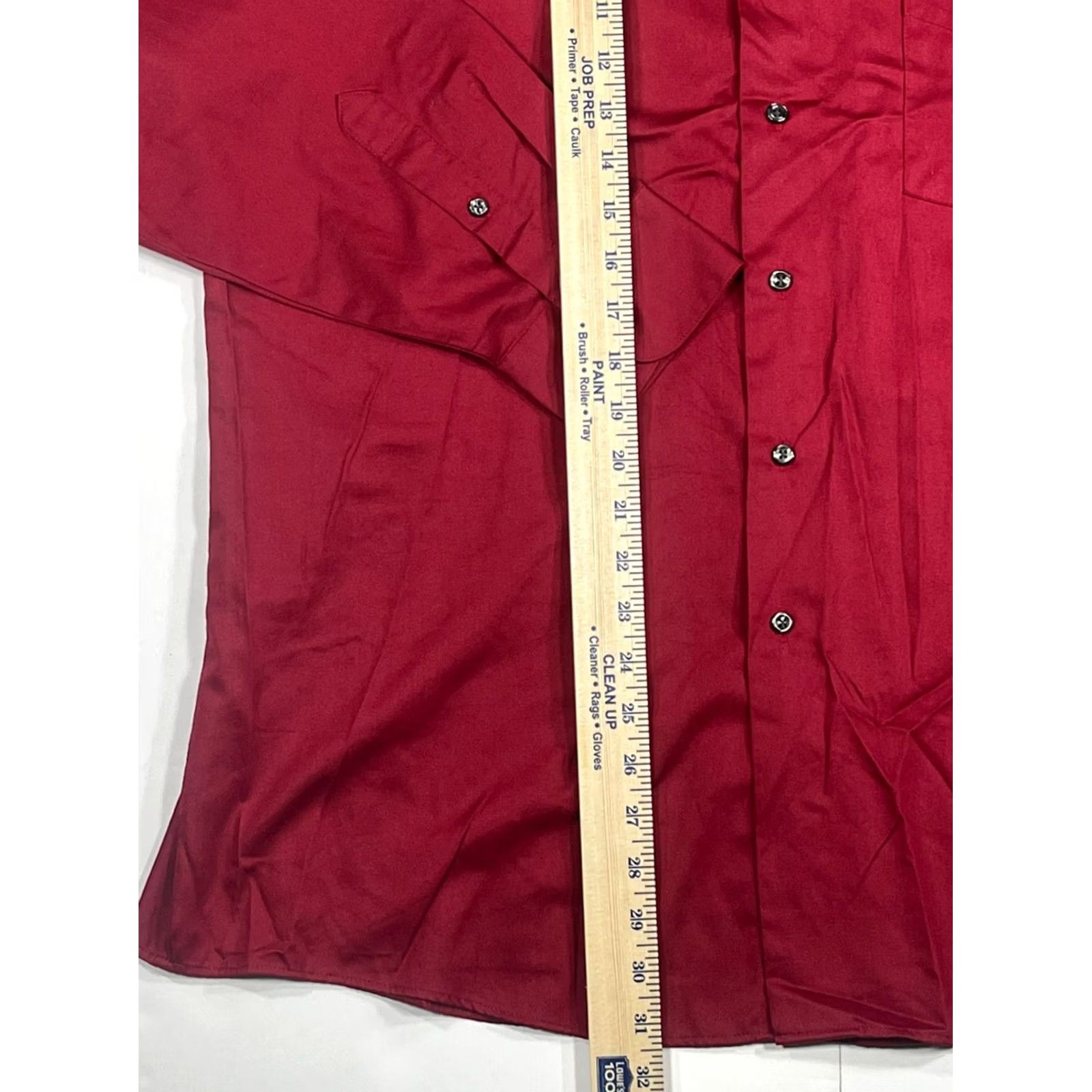 Van Heusen VanHeusen Red ButtonUp Dress Shirt Mens Adult XL LongSleeves Wrinkle Free 17 32/33 Size 46R - 4 Thumbnail