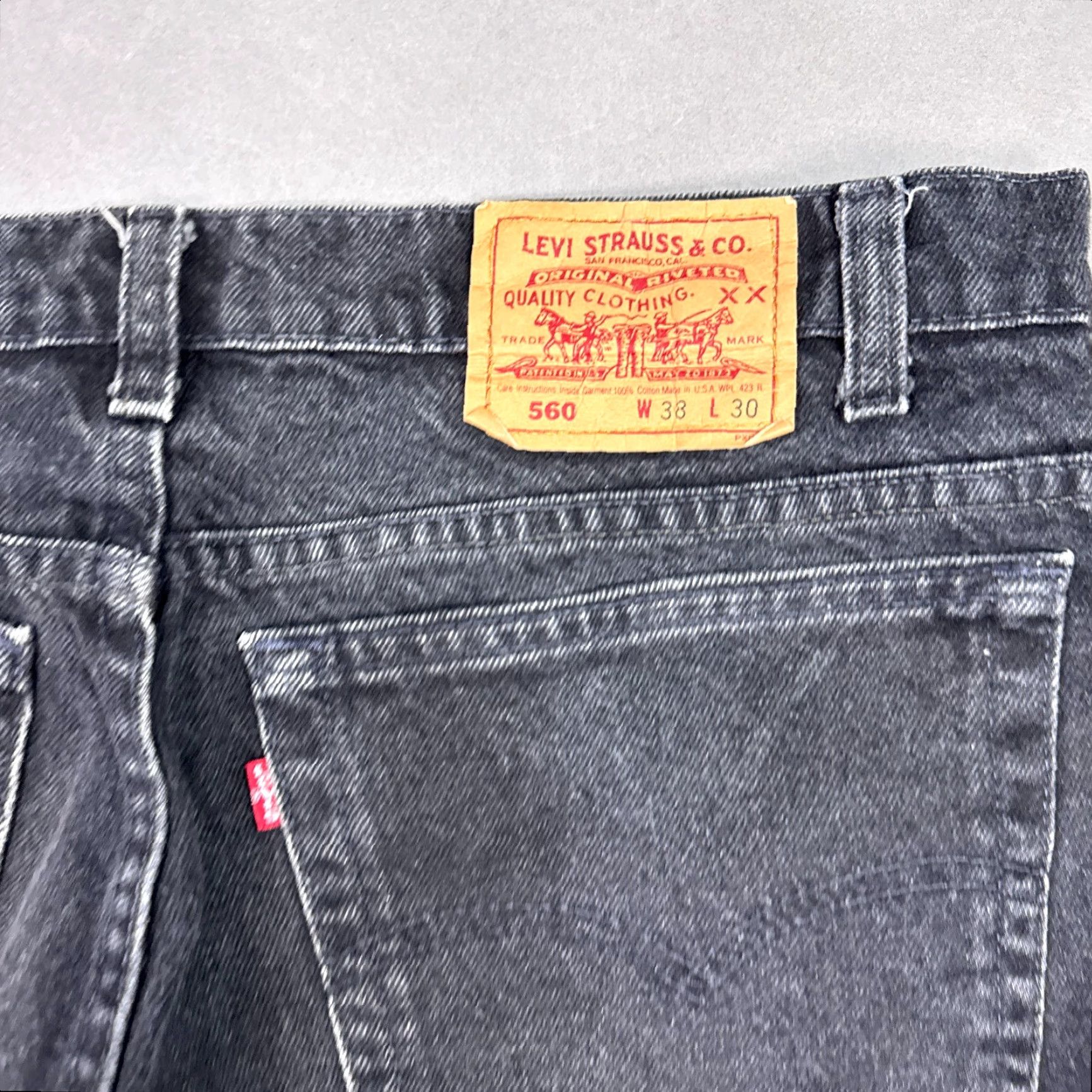Levi's Vintage Levi's 560 Jeans Mens 38x30 Black 90s Loose Made USA Pants Denim Jeans 560 Mens Size US 38 / EU 54 - 7 Thumbnail