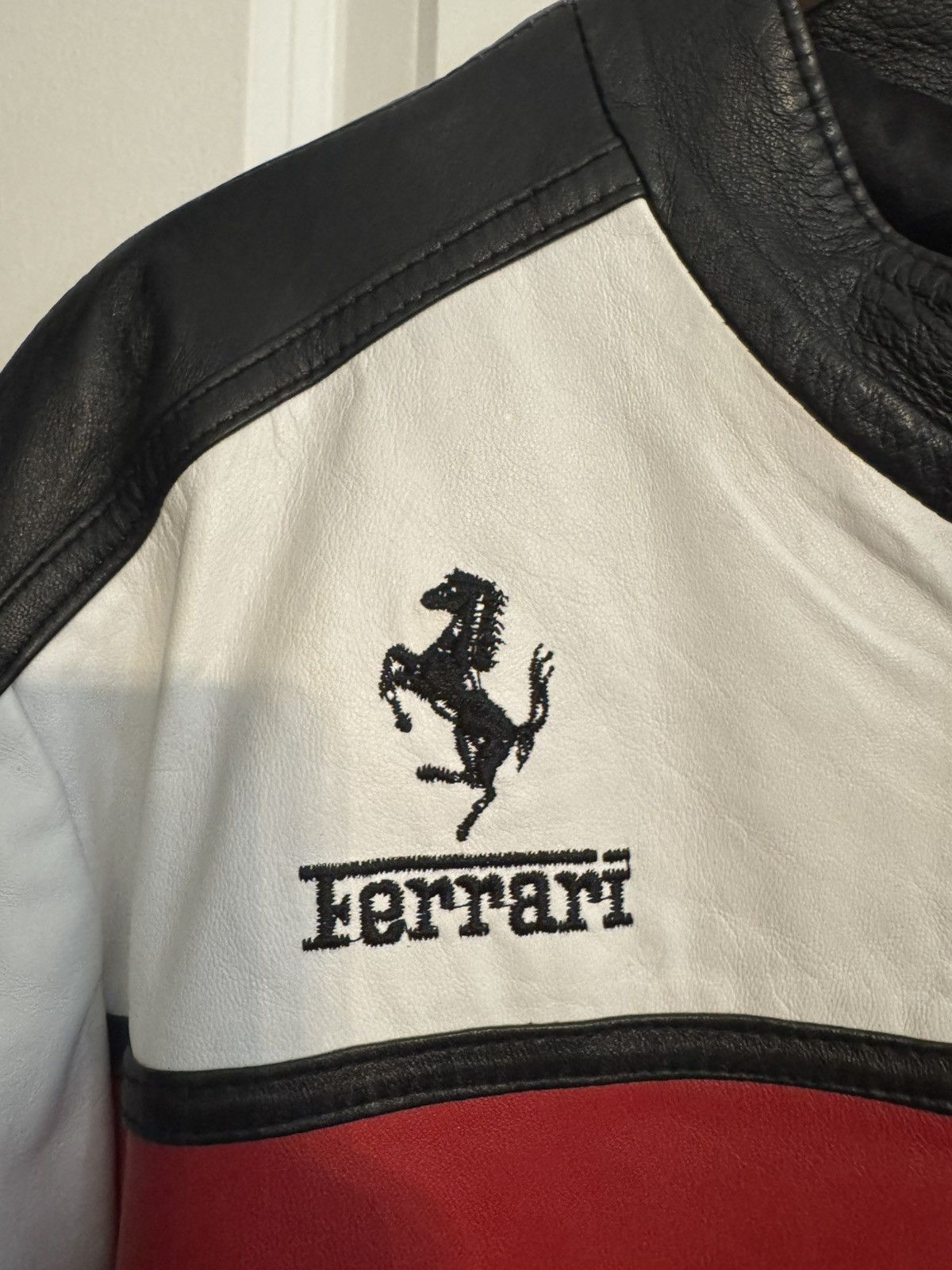 Ferrari × Vintage Vintage Ferrari Marlboro Racing F1 Leather Jacket Size US XL / EU 56 / 4 - 4 Thumbnail