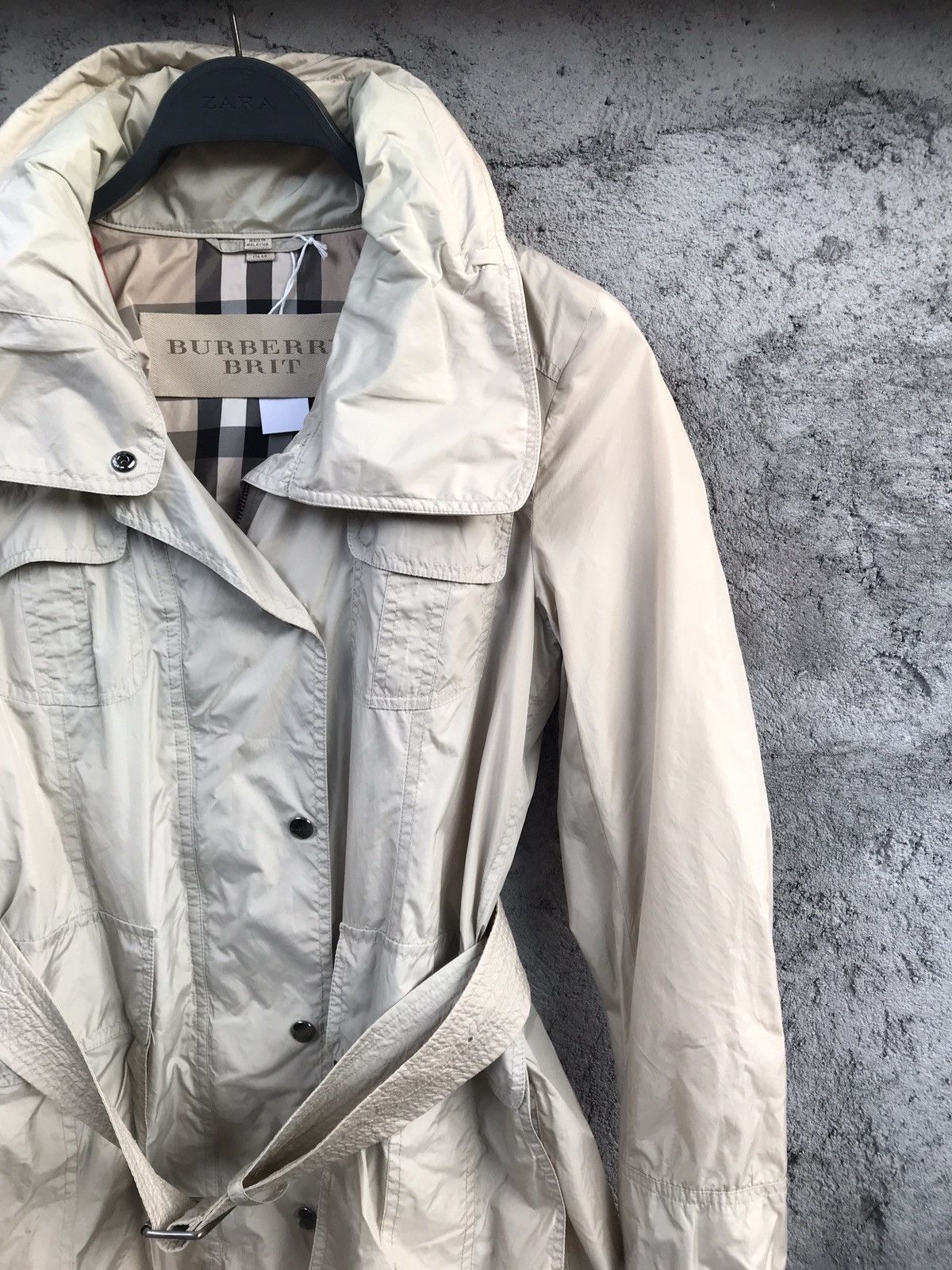 Burberry × Designer × Vintage Vintage burberry brit coat light Size M / US 6-8 / IT 42-44 - 2 Thumbnail