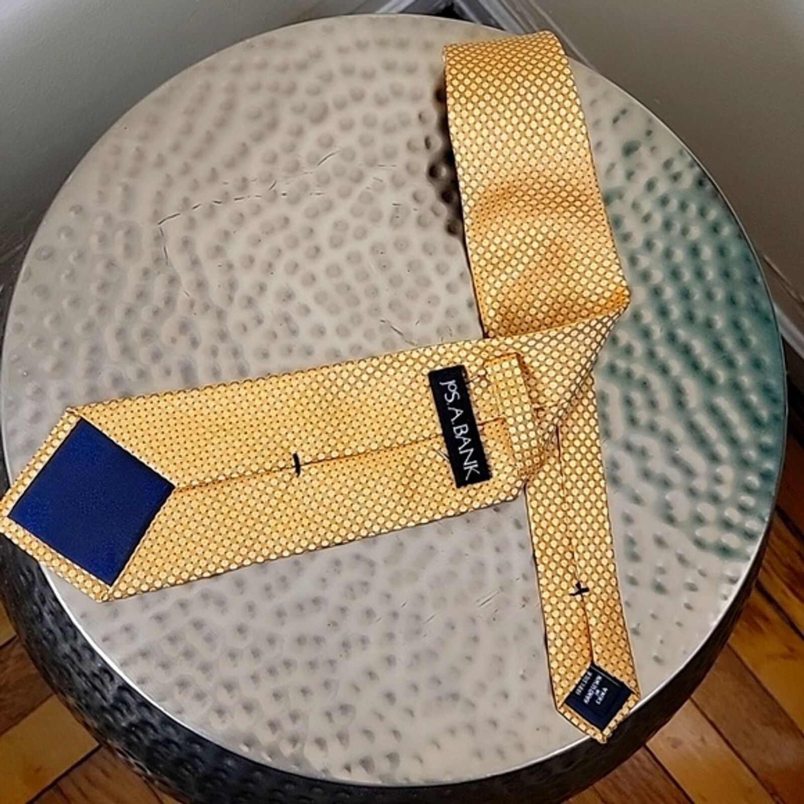Jos. A. Bank Jos A. Bank Yellow Gold Silk Neck Tie size 3.5" Geometric Size ONE SIZE - 3 Thumbnail