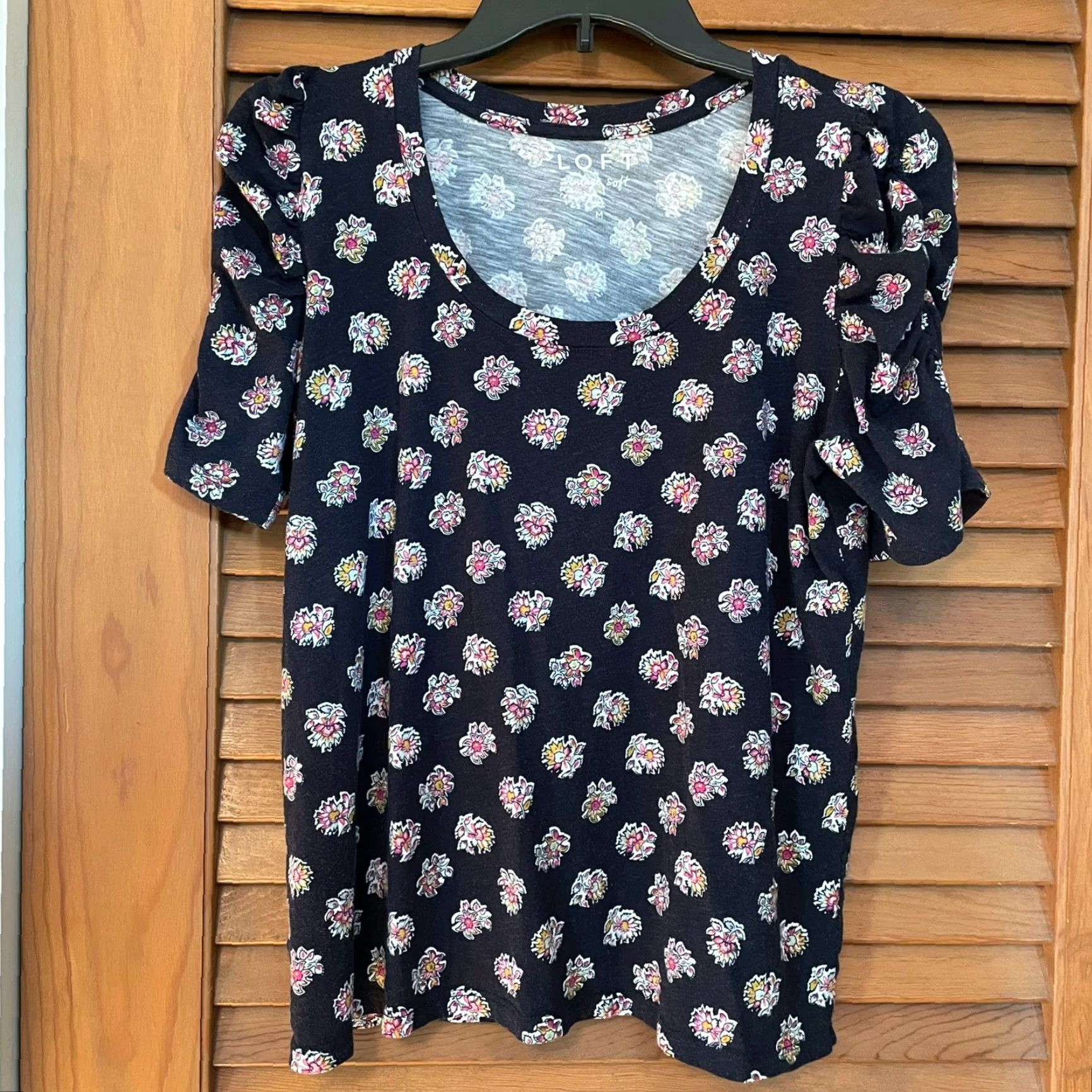 Loft VINTAGE LOFT Top TShirt M Floral Navy Blue Short Puff Sleeve Soft Dainty Pink Size M / US 6-8 / IT 42-44 - 4 Thumbnail