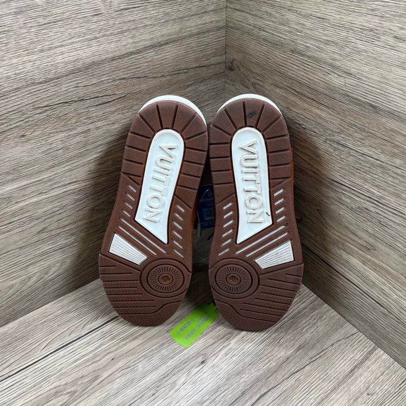 Louis Vuitton Louis Vuitton Trainer Brown Ostrich Board Shoes Size US 7 / EU 40 - 4 Thumbnail