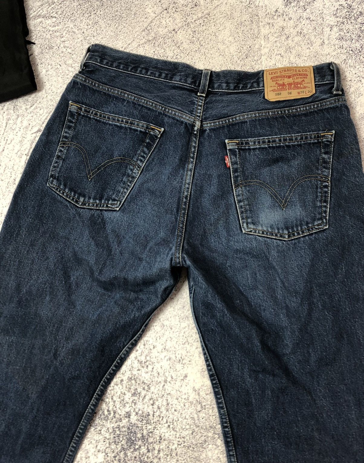 Levi's Men’s casual pants Levi’s vintage jeans size 38 y2k Size US 38 / EU 54 - 8 Thumbnail