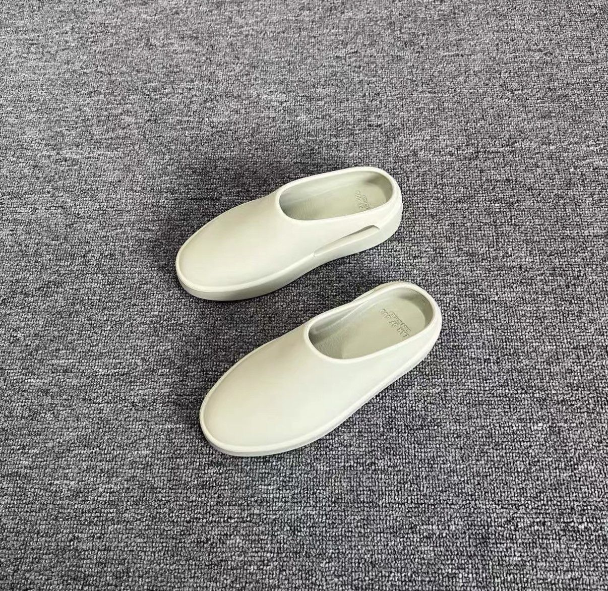Fear of God Fear Of God FOG Grayish Green Slides J41 Size US 8 / EU 41 - 3 Thumbnail