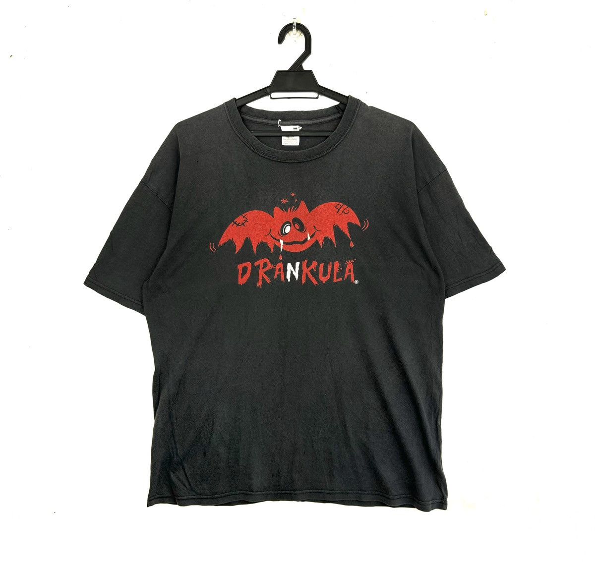 Fruit Of The Loom × Vintage Vintage Sunfaded Drankula Vampire Tshirt Size US L / EU 52-54 / 3 - 1 Thumbnail