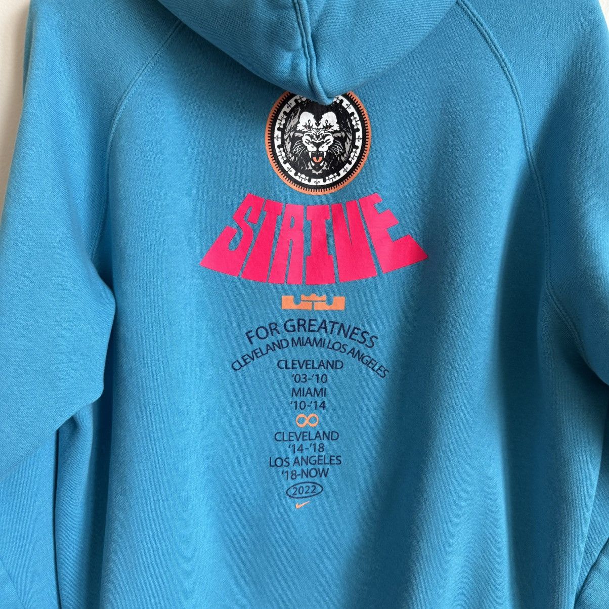 Nike Nike Lebron Men’s Hoodie Blue Pullover Strike Tour Graphic Size US M / EU 48-50 / 2 - 8 Thumbnail