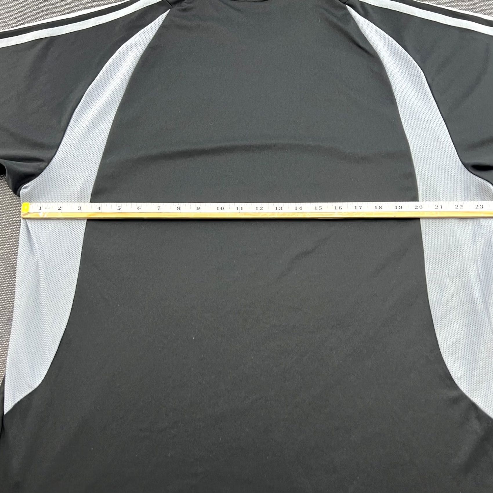 Adidas adidas New Castle 2003 2004 Away Mens Football Jersey XL Shirt Black Short Sleeve Moisture Wicking Quick Dry Athletic Jersey Mens XL Shirt Size US XL / EU 56 / 4 - 6 Thumbnail