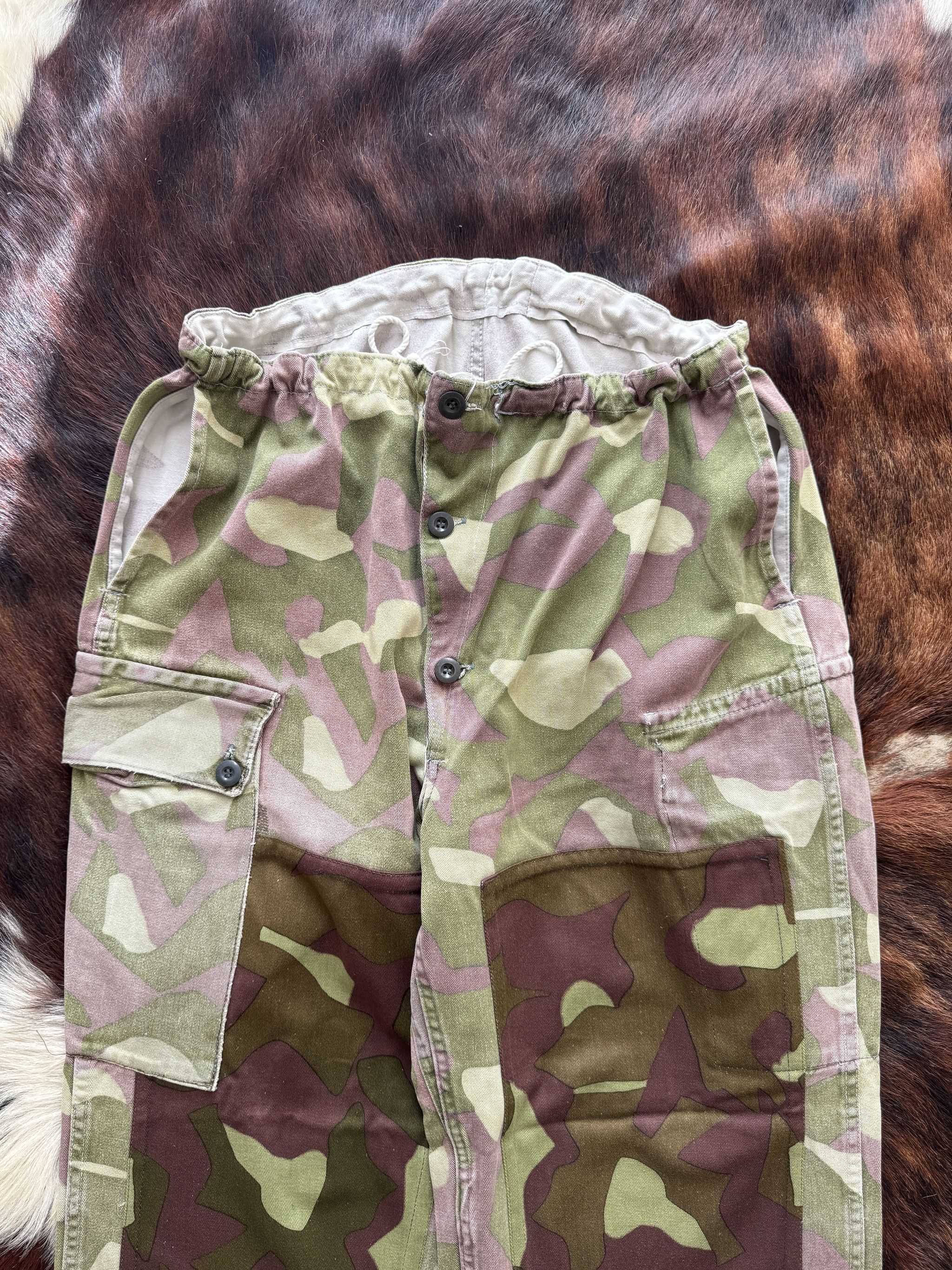 Vintage 60s Finnish Camou Cargo Pants Size 28" / US 6 / IT 42 - 6 Thumbnail