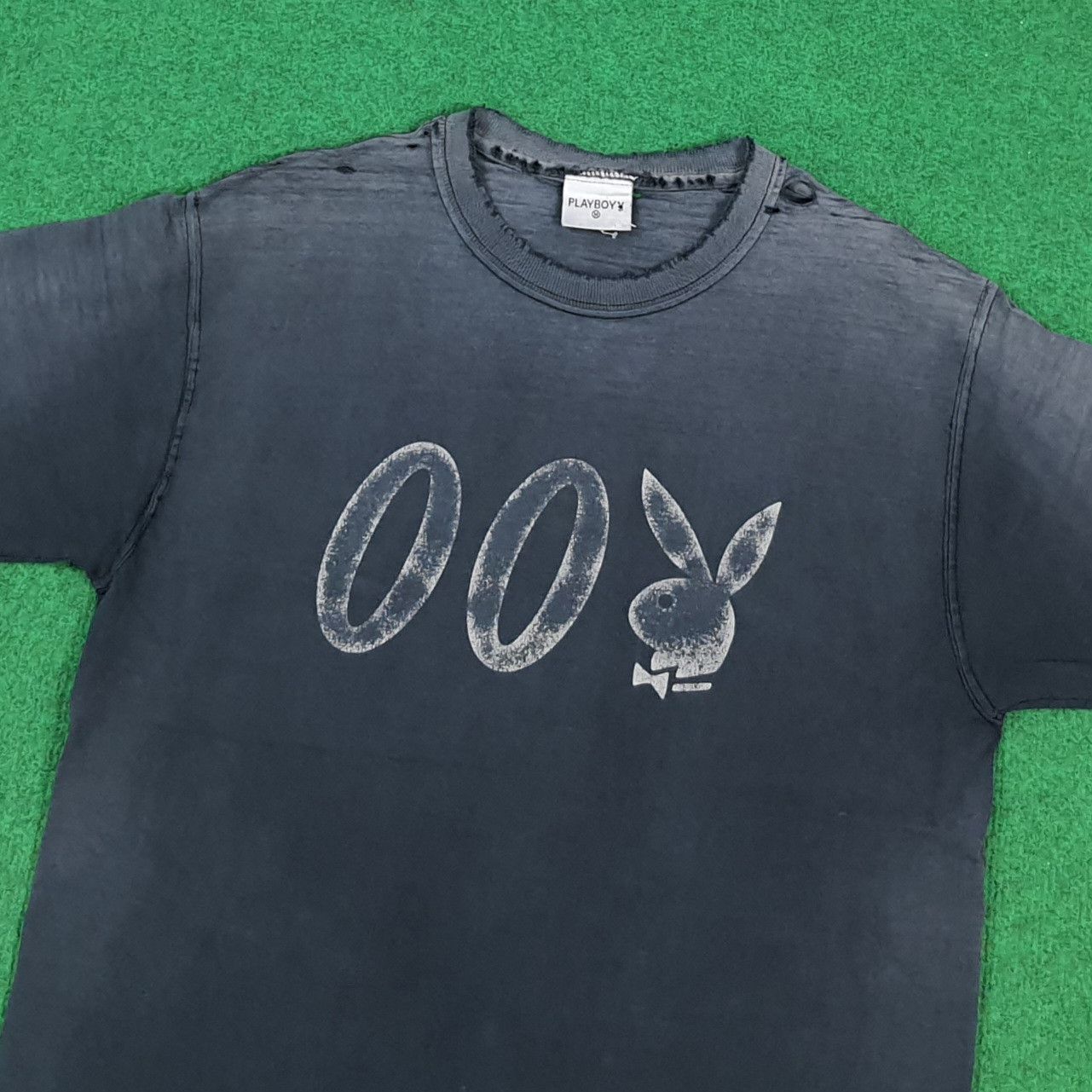 Playboy Vintage Playboy 007 James Bond Distressed Tshirt C299N5 Size US M / EU 48-50 / 2 - 2 Thumbnail