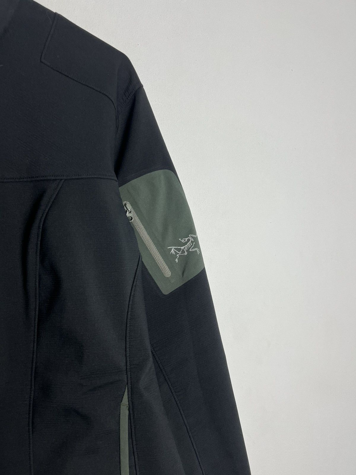 Arc'teryx Vintage Arcteryx Soft-Shell Jacket Size US M / EU 48-50 / 2 - 2 Thumbnail