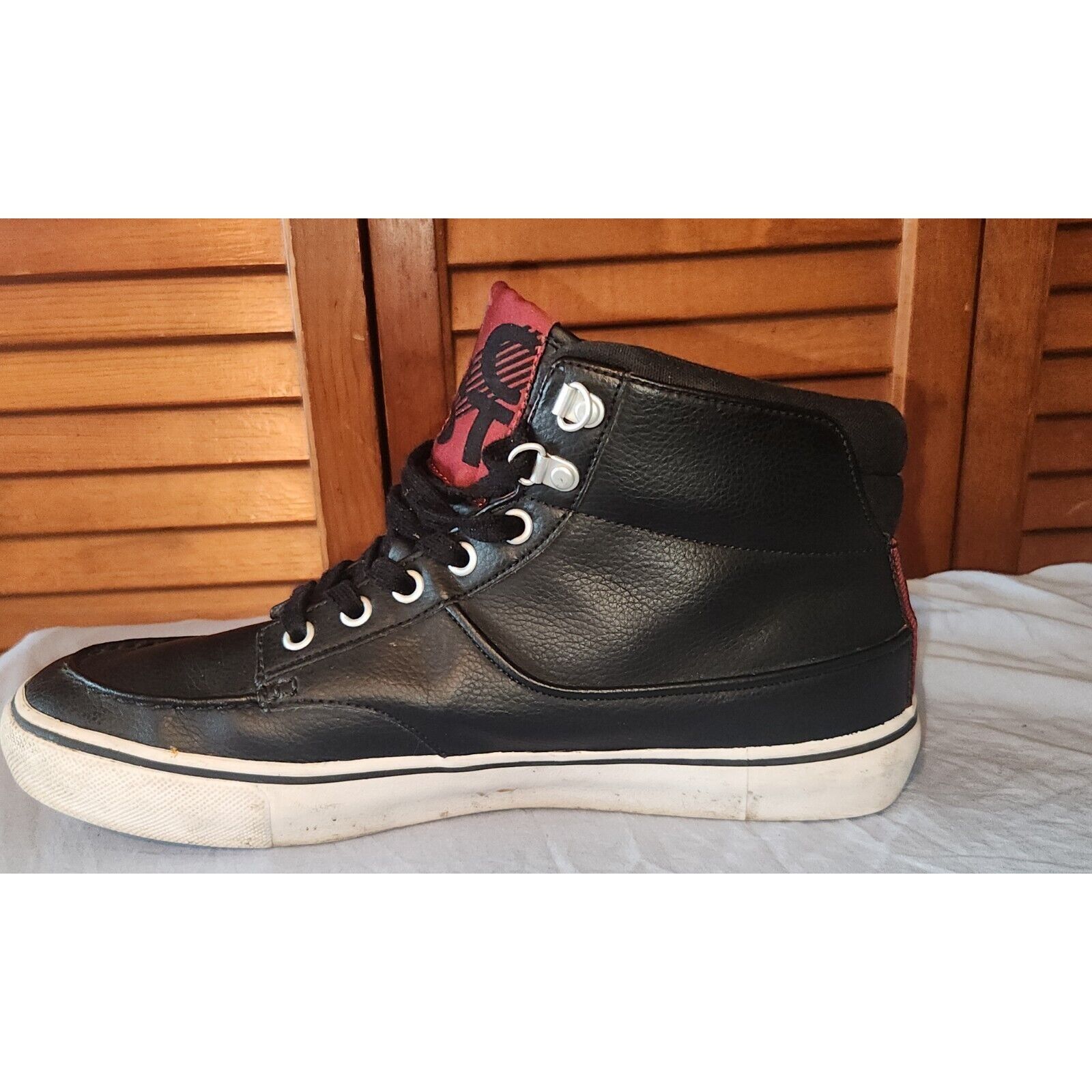 Lacoste Lacoste Hi Top Sneakers Ltd Ed 2013 Black Leather Autovault Size US 9 / EU 42 - 1 Thumbnail