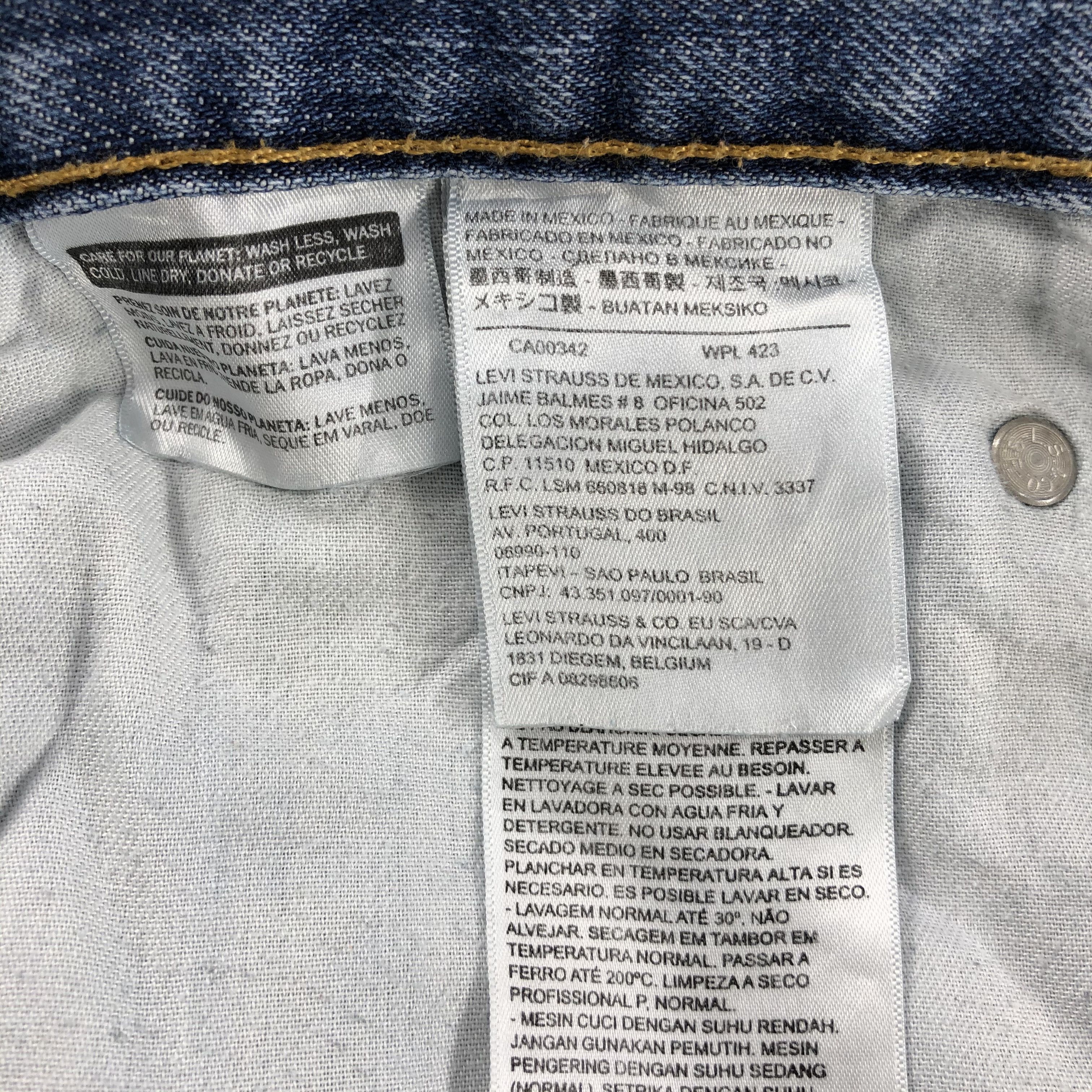 Levi's × Vintage Vintage Blue Wash Levis Jeans-JM2520 Size US 41 - 16 Thumbnail