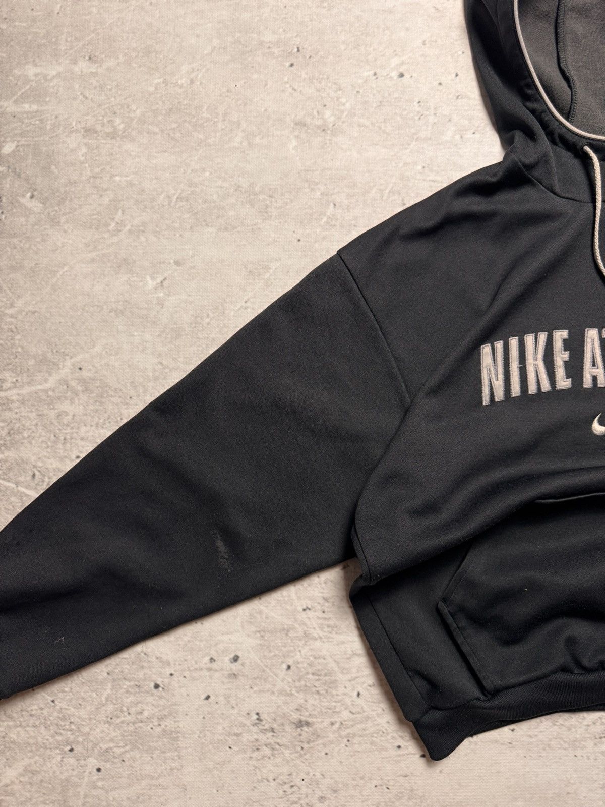 Nike × Vintage NIKE ATHLETIC VINTAGE CENTER LOGO OVERSIZE BOXY HOODIE Size US M / EU 48-50 / 2 - 4 Thumbnail