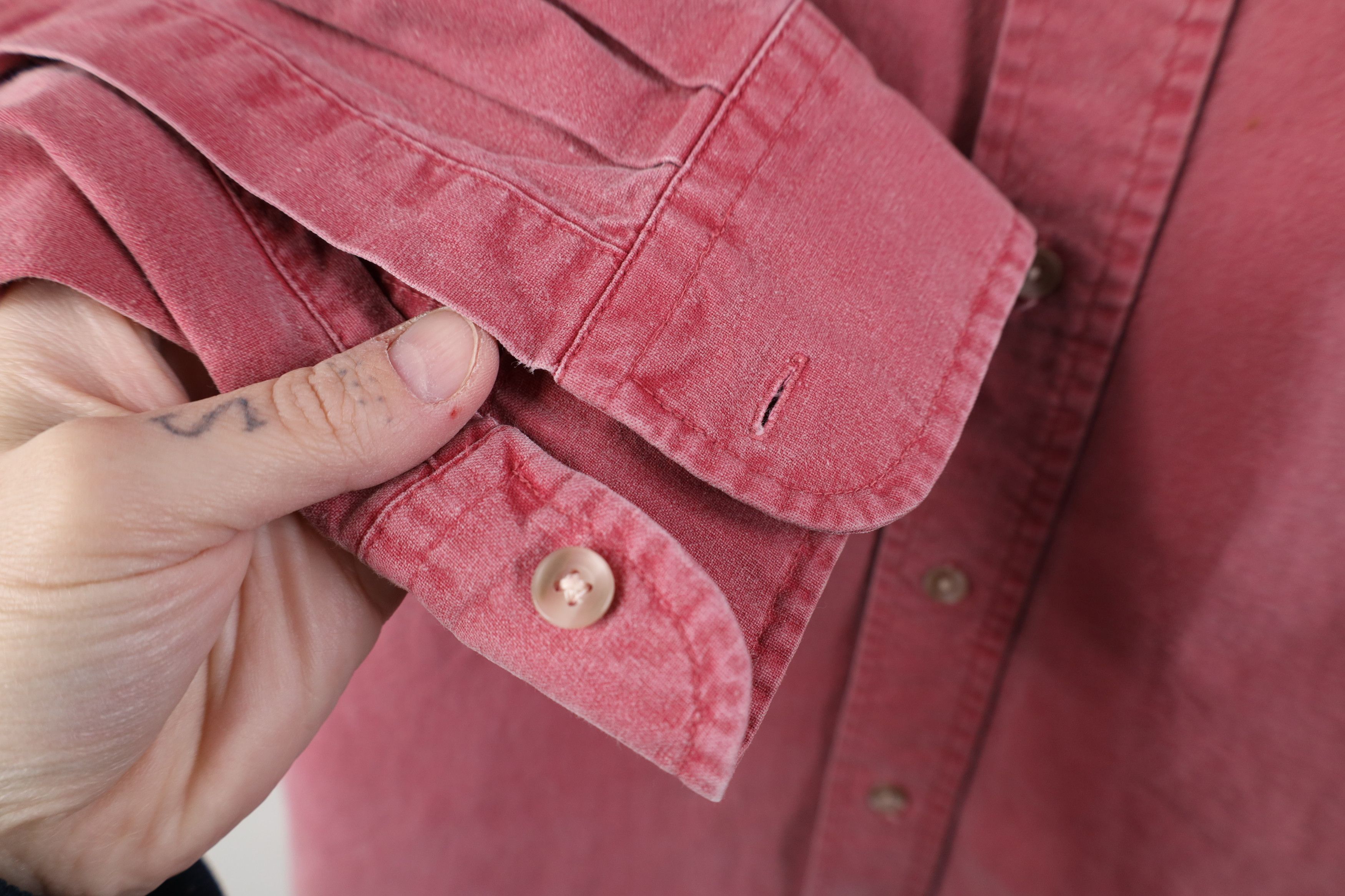 Woolrich Woolen Mills Vintage 90s Woolrich Stonewash Button Shirt Red Cotton Size US L / EU 52-54 / 3 - 9 Thumbnail