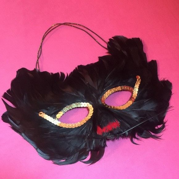 Other Black Feather Cat Mask With Whiskers Size ONE SIZE - 2 Thumbnail