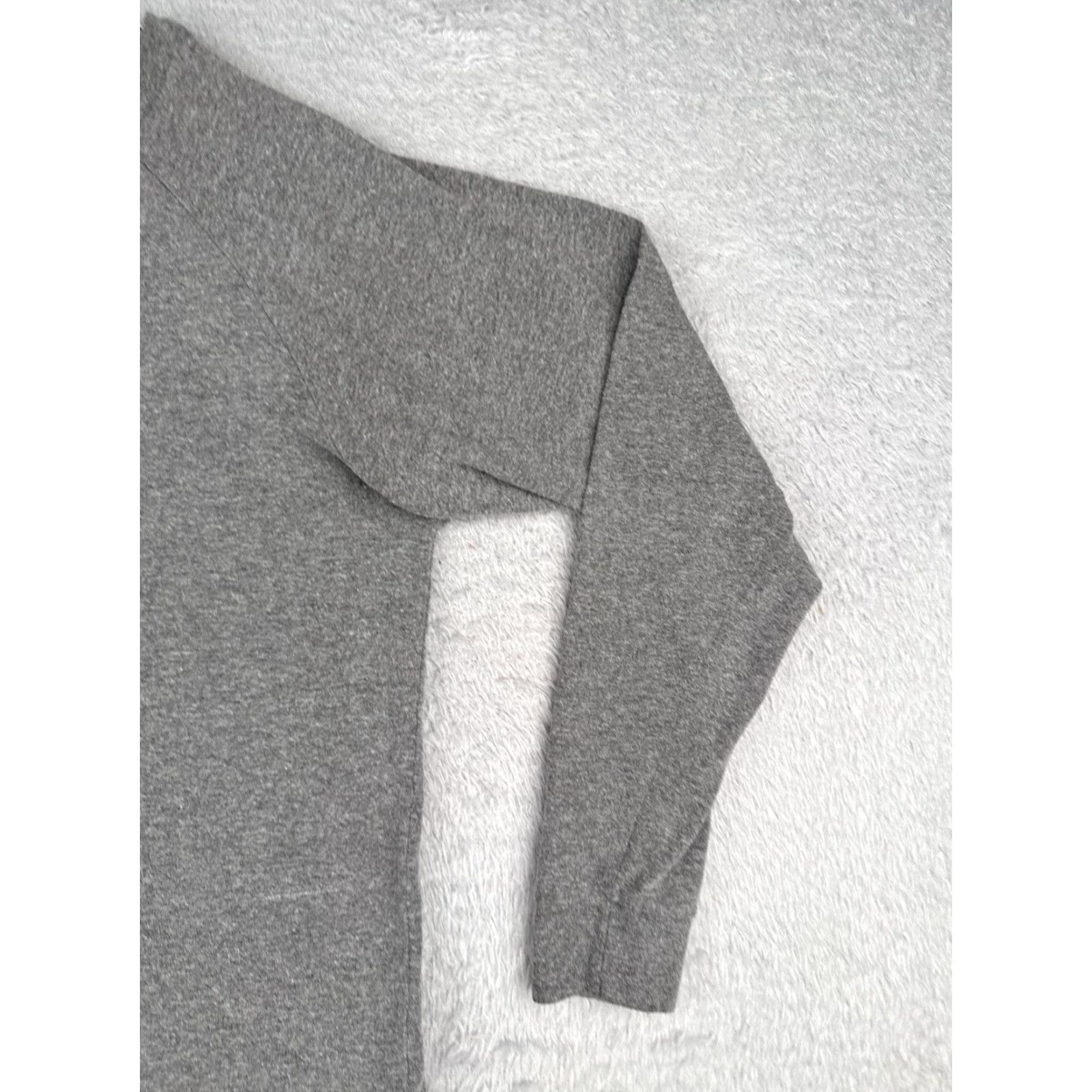Patagonia Patagonia Shirt Adult Large Gray Long Sleeve Crew Neck Polyester Blend Size L / US 10 / IT 46 - 2 Thumbnail
