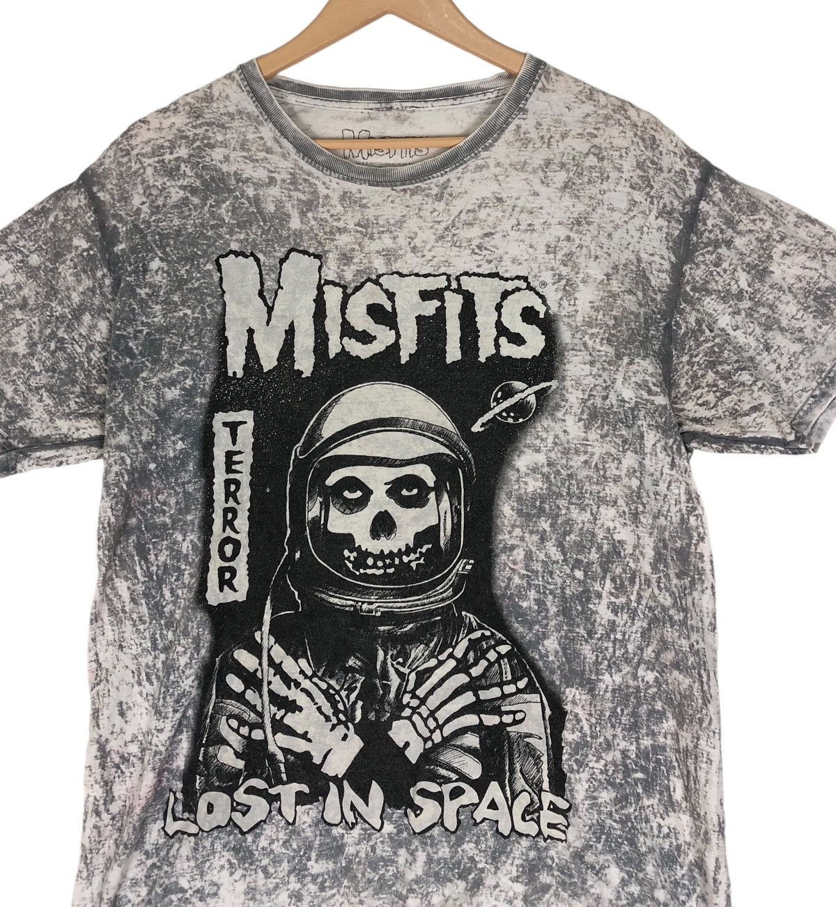 Band Tees Misfits Terror Lost In Space Stone Washed T shirt Size US M / EU 48-50 / 2 - 5 Thumbnail