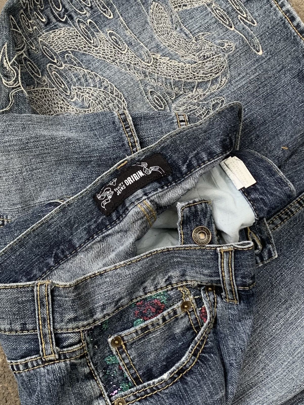 Japanese Brand × Vintage Vintage Y2k Quality Jeans Dragon jorts Size US 37 - 8 Thumbnail