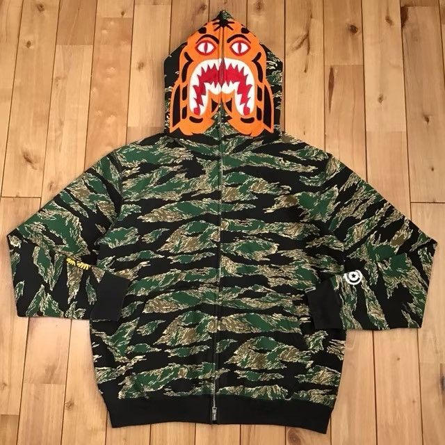 Bape BAPE Tiger Camo Tiger Full Zip Hoodie a bathing ape NIGO Size US M / EU 48-50 / 2 - 1 Thumbnail