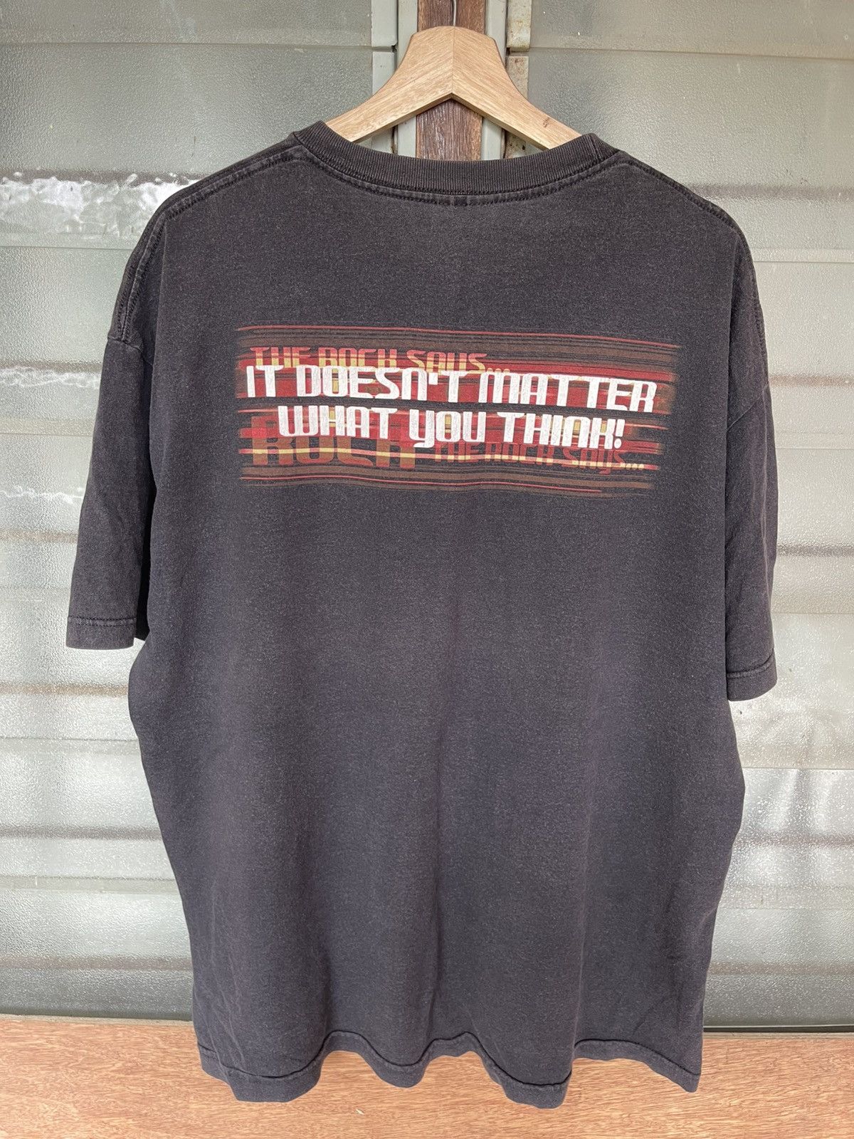 WWF Vintage 00's WWF The Rock "What The Rock Is Cookin' Tee Size US XL / EU 56 / 4 - 12 Thumbnail