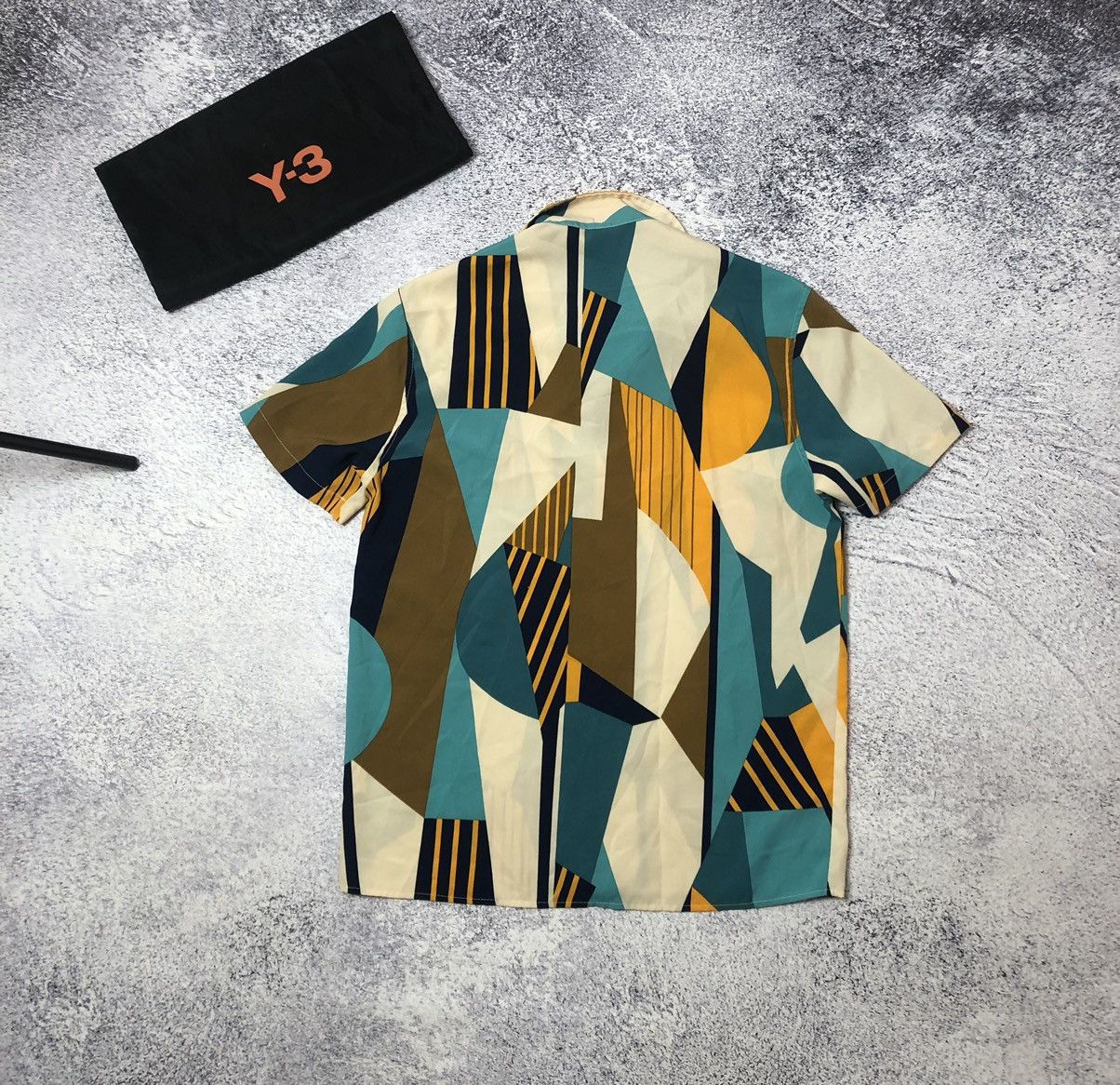 Other Men’s shirt Crazy Hawaiian size S y2k casual ykk japan Size US S / EU 44-46 / 1 - 4 Thumbnail