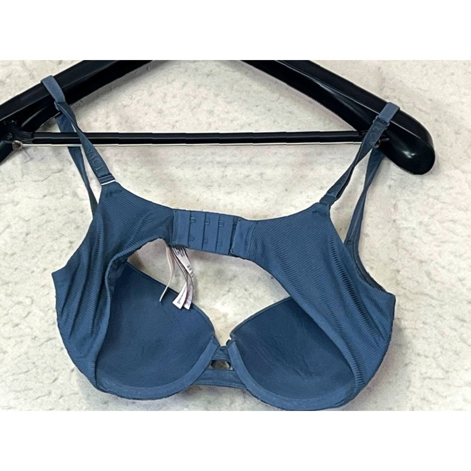 Victoria's Secret VINTAGE Victoria's Secret Bra Lined Perfect Coverage Blue 34D Underwired Padded Hook & Eye 34D Womens Size ONE SIZE - 2 Thumbnail