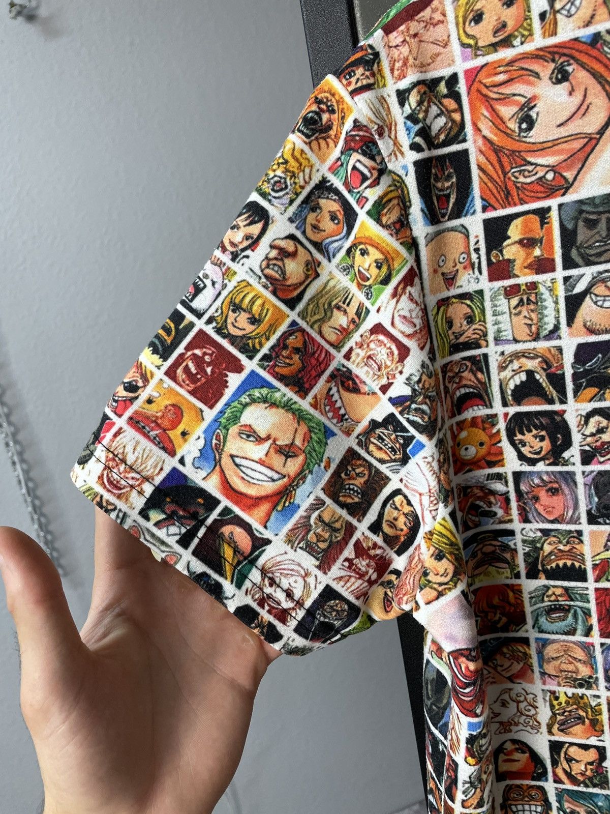Anime ONE PIECE AOP × SHANKS x battle of marineford x fan bbotlegg Size US M / EU 48-50 / 2 - 12 Thumbnail