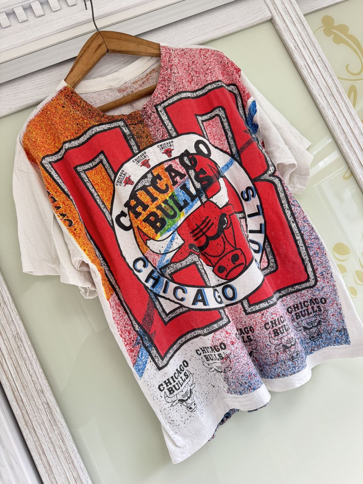 Vintage Vintage 90’s Chicago Bulls AOP NBA Shirt Very Rare Tee Size US M / EU 48-50 / 2 - 4 Thumbnail
