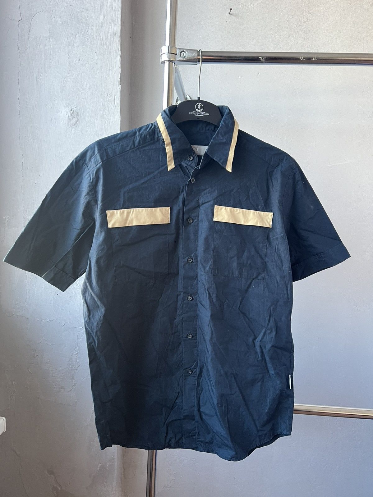 Versace Jeans Couture VERSACE JEANS COUTURE VINTAGE MENS BUTTON SHIRT SIZE L Size US L / EU 52-54 / 3 - 2 Thumbnail
