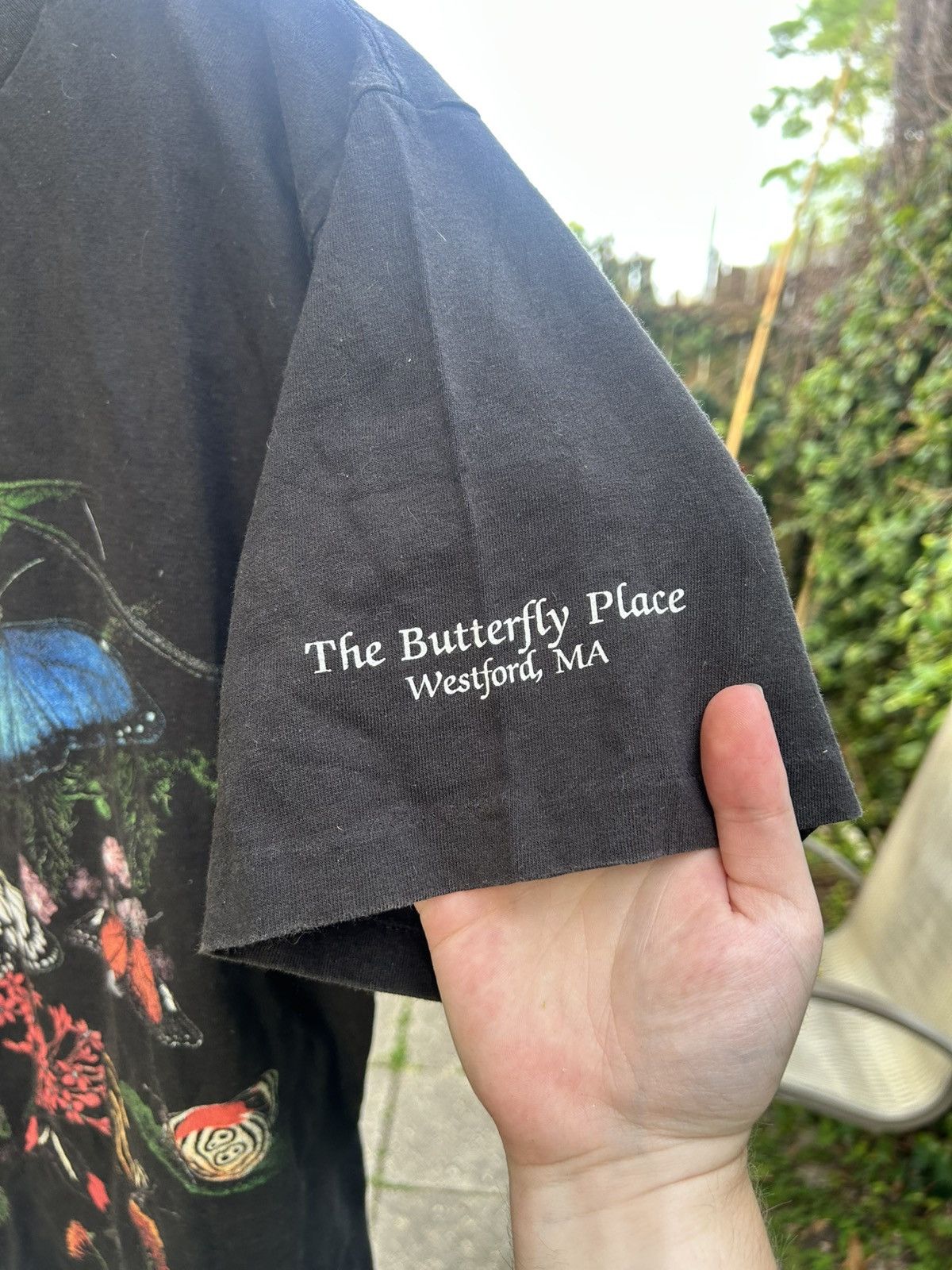 Comfort Colors Butterfly vintage black t-shirt Size US M / EU 48-50 / 2 - 4 Thumbnail