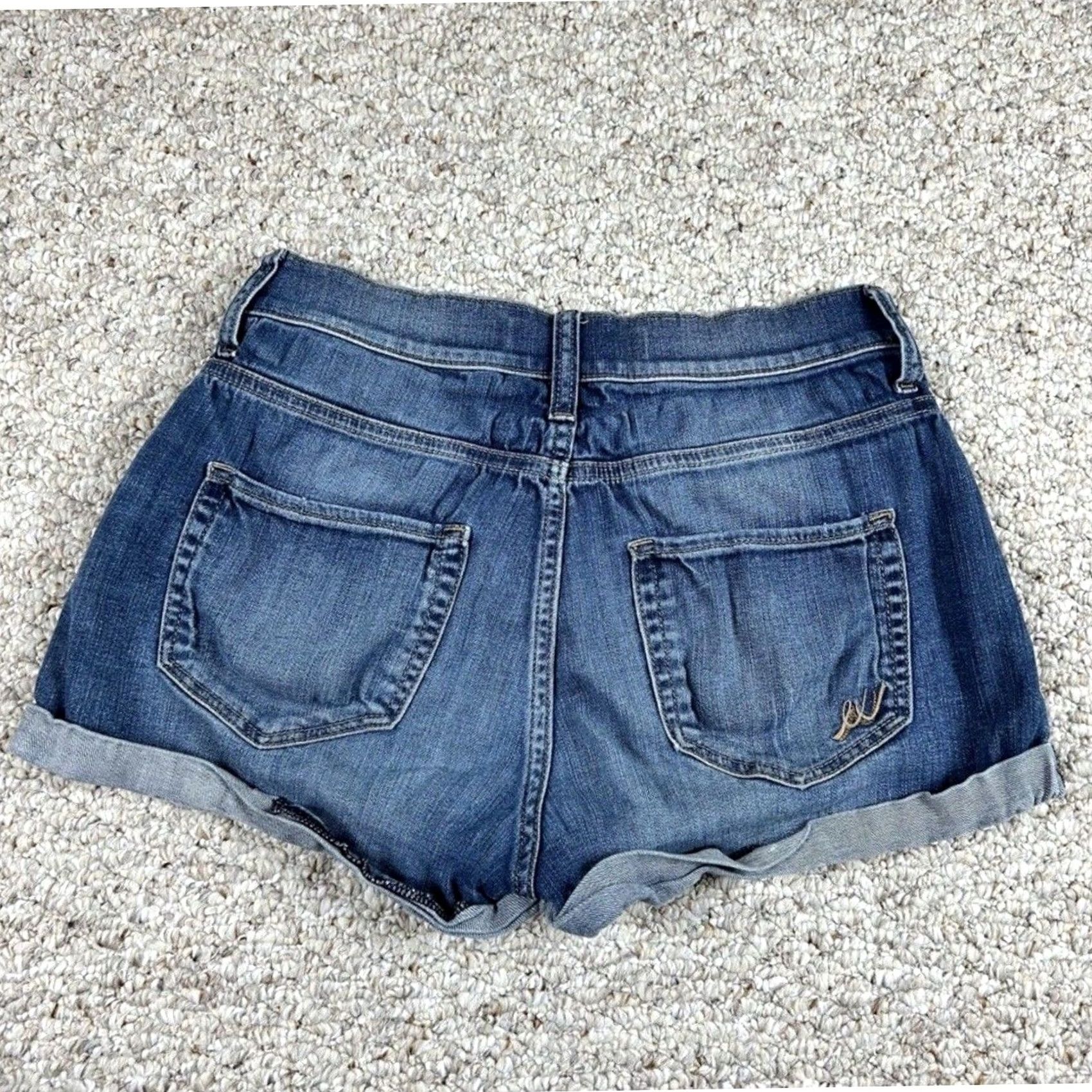 Express Express Jeans Women Shorts Size 4 Button Fly High Waist Distressed Cuffed Denim Size 27" / US 4 / IT 40 - 5 Thumbnail