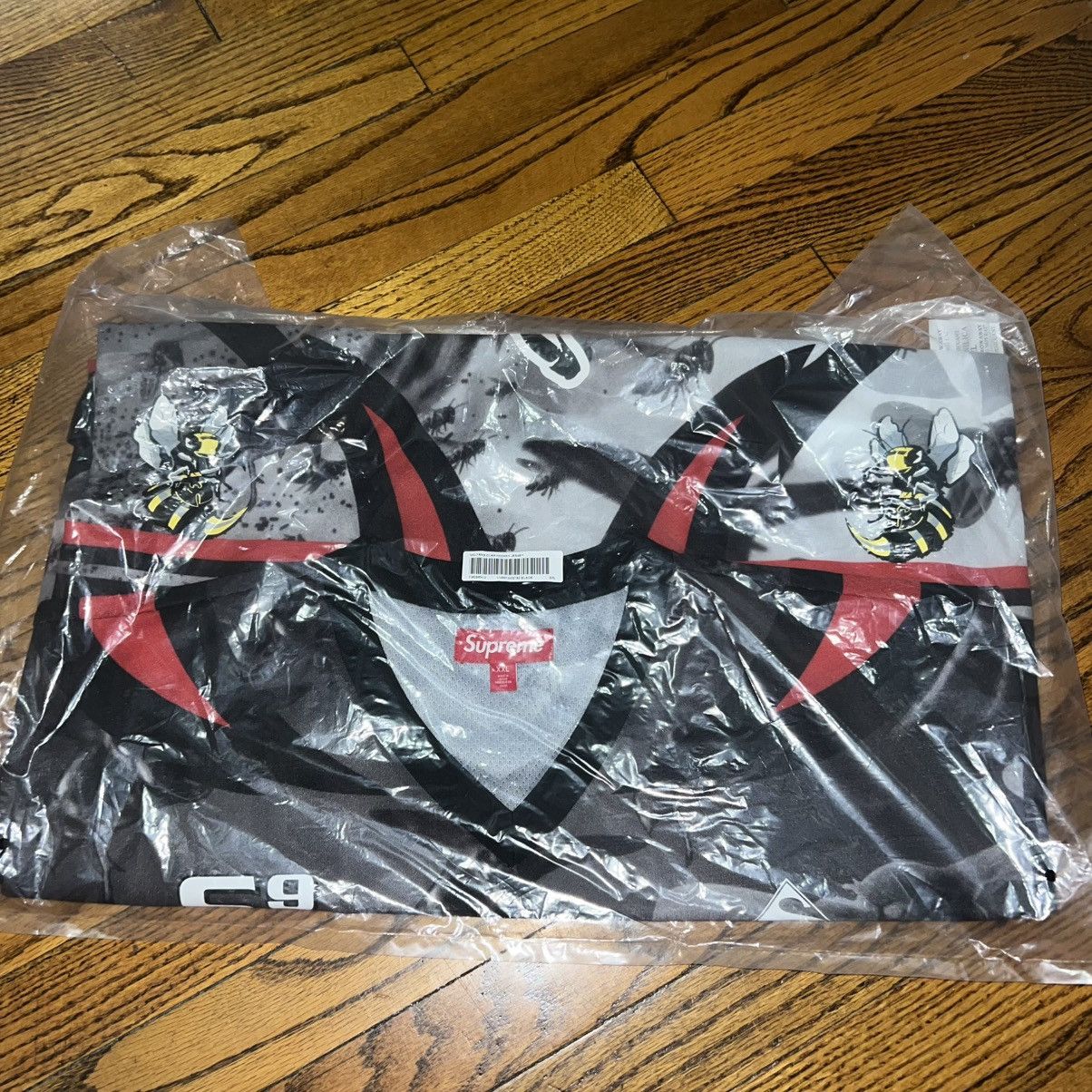 Supreme Supreme Wu Tang Clan Hockey Jersey Black Size: XXL Size US XXL / EU 58 / 5 - 3 Thumbnail