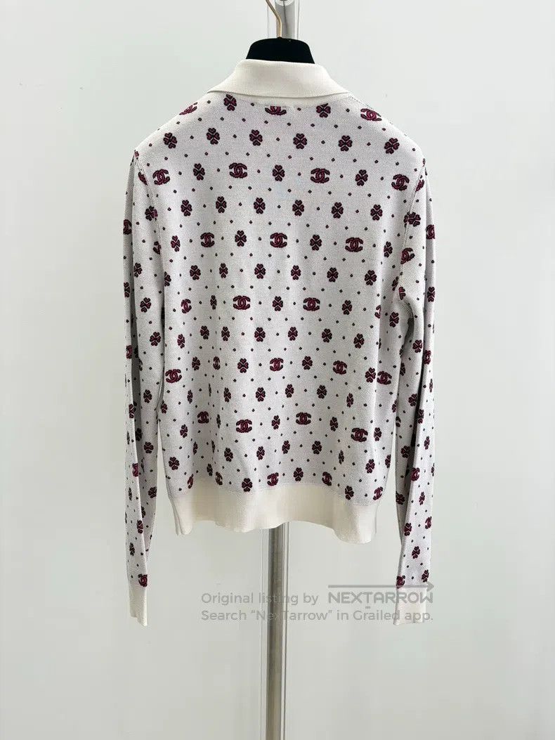 Chanel Chanel Full logo clover beige polo collar zipper knitting Size XS / US 0-2 / IT 36-38 - 2 Thumbnail