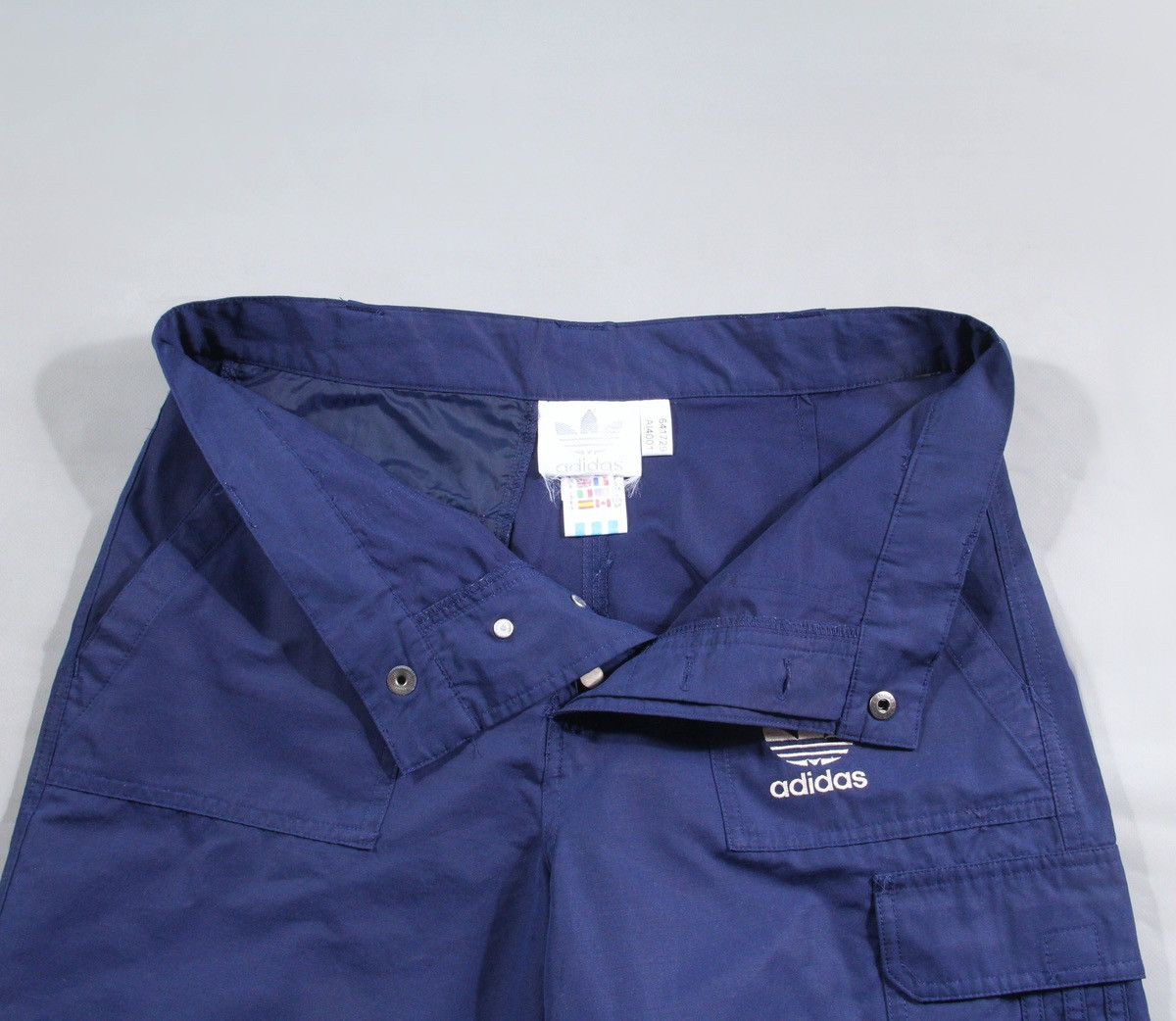 Adidas Adidas Vintage 90s Originals Shorts Nylon Blue Navy Rare S Size US 30 / EU 46 - 2 Thumbnail