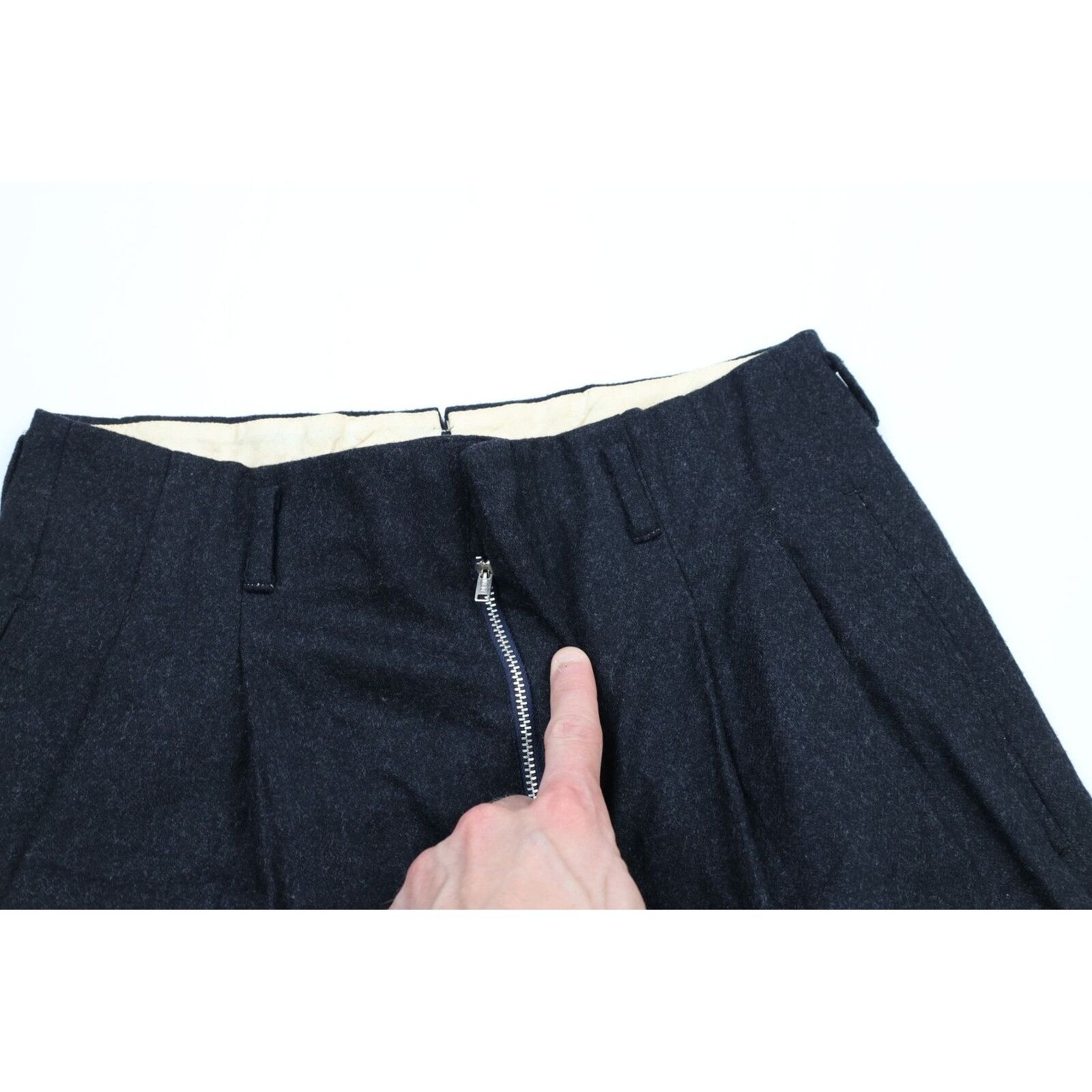 Vintage Vintage 30s Heavyweight Wool Pleated Cuffed Wide Leg Pants Size US 30 / EU 46 - 8 Thumbnail