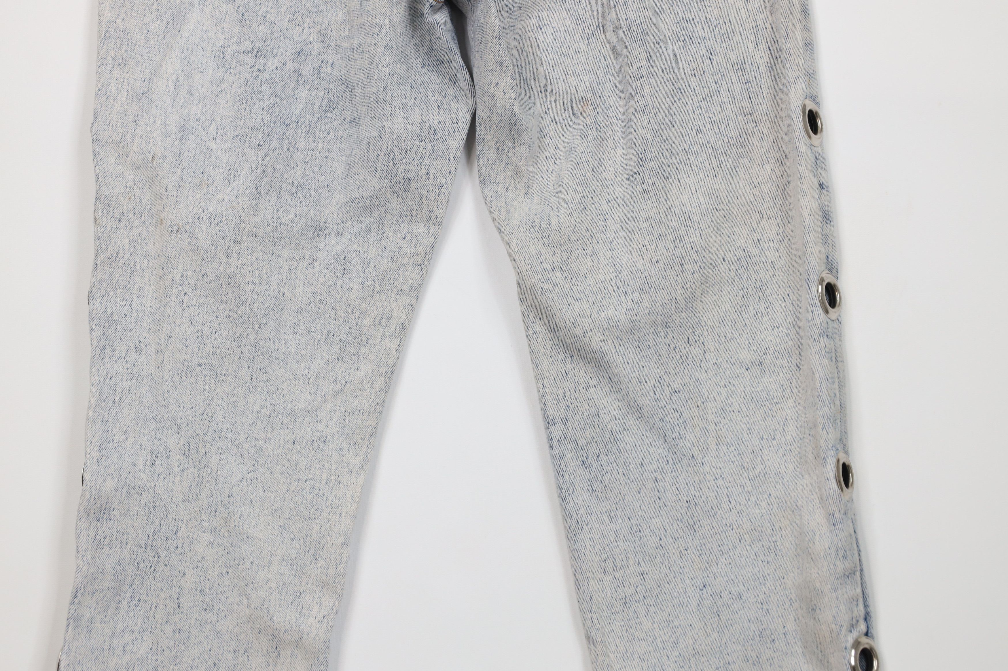 Vintage Vintage 90s Streetwear Acid Wash Rivet Tapered Leg Jeans Size 32" / US 10 / IT 46 - 12 Thumbnail