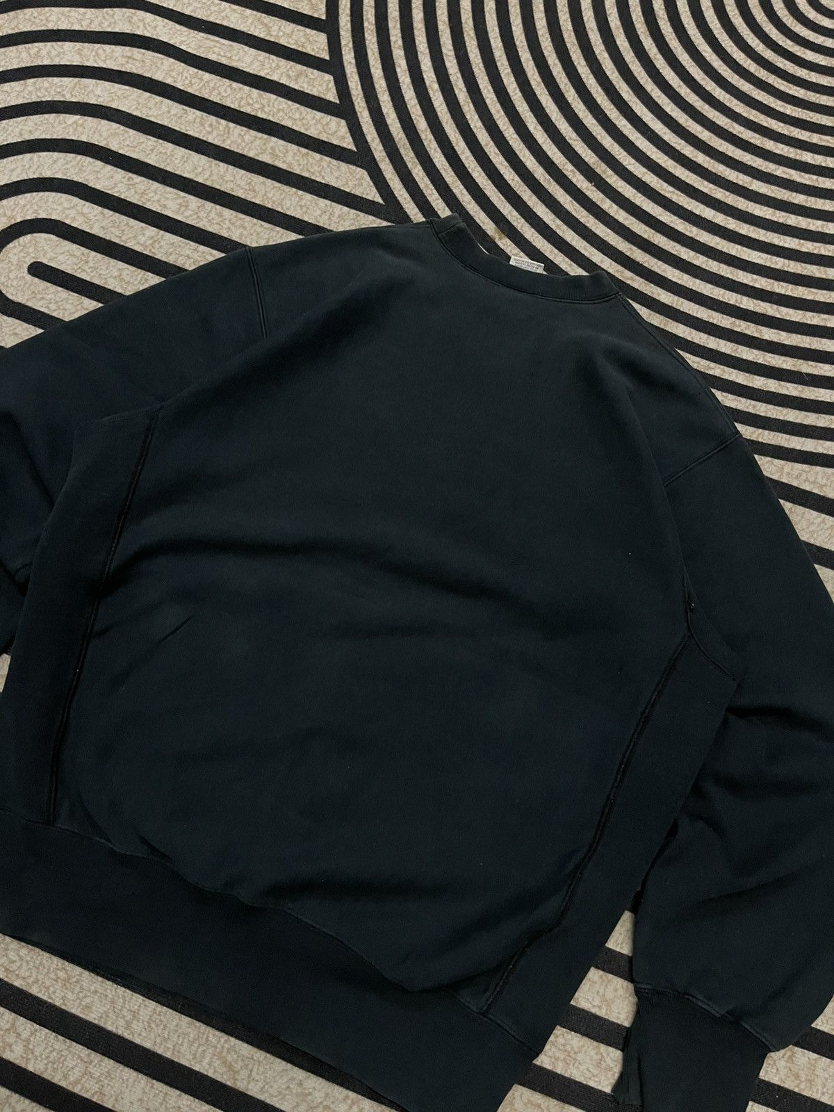 Champion × Supreme VINTAGE 1997 CHAMPION X SUPREME CREWNECK RARE COLOUR L Size US L / EU 52-54 / 3 - 13 Thumbnail